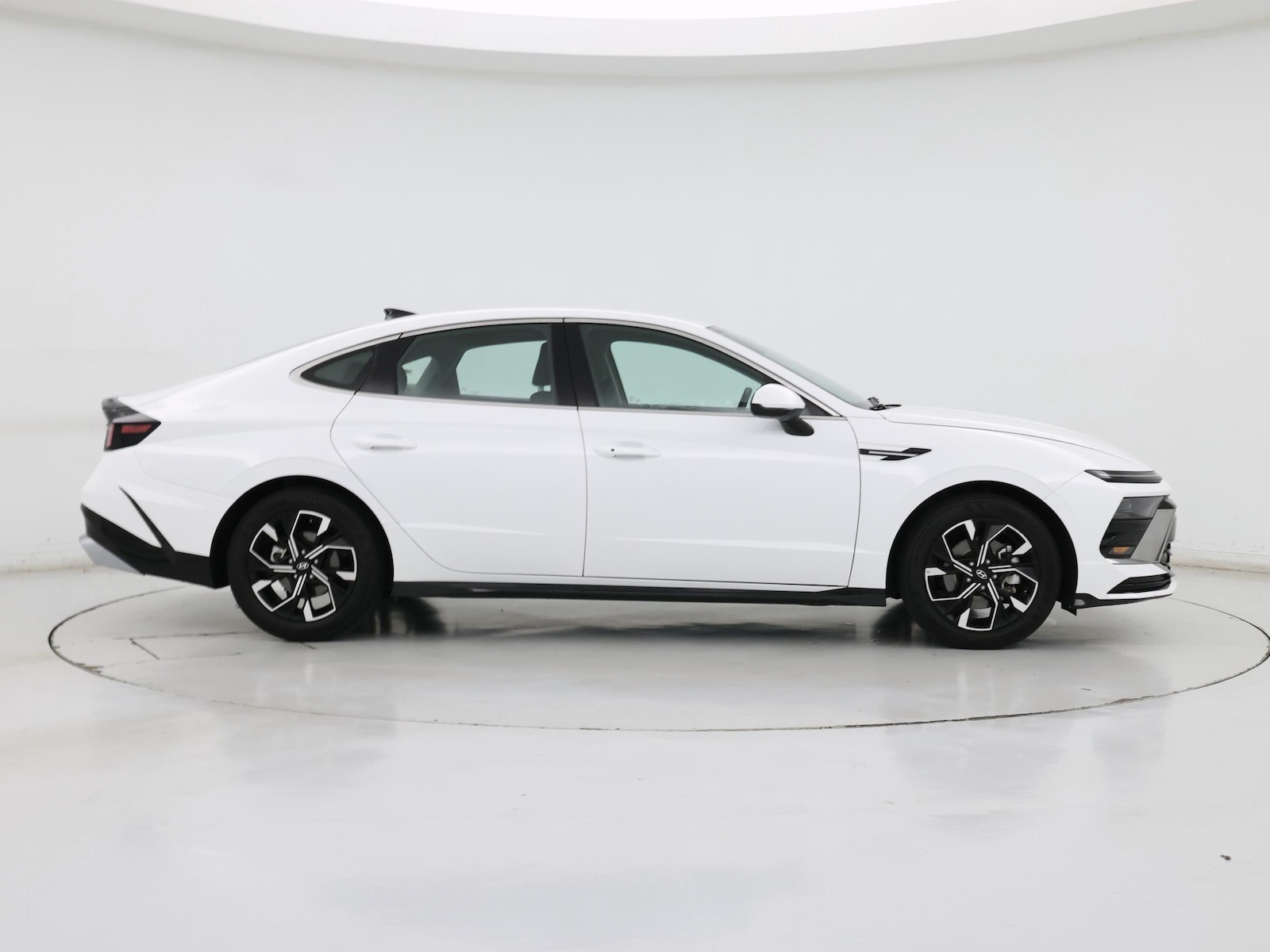 2025 Hyundai Sonata SEL - Photo 8