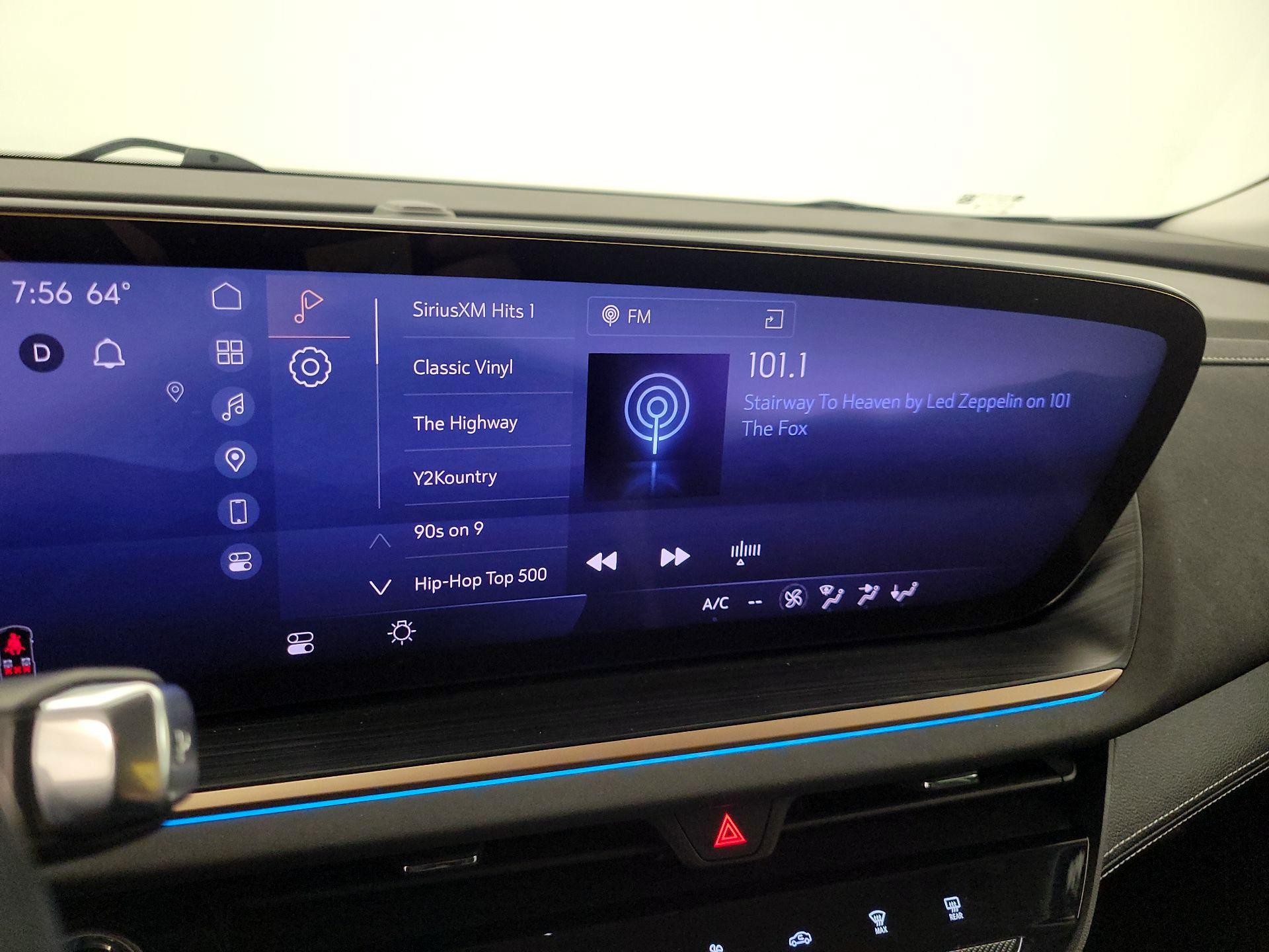 Thumbnail: 2024 Buick Envision - 16