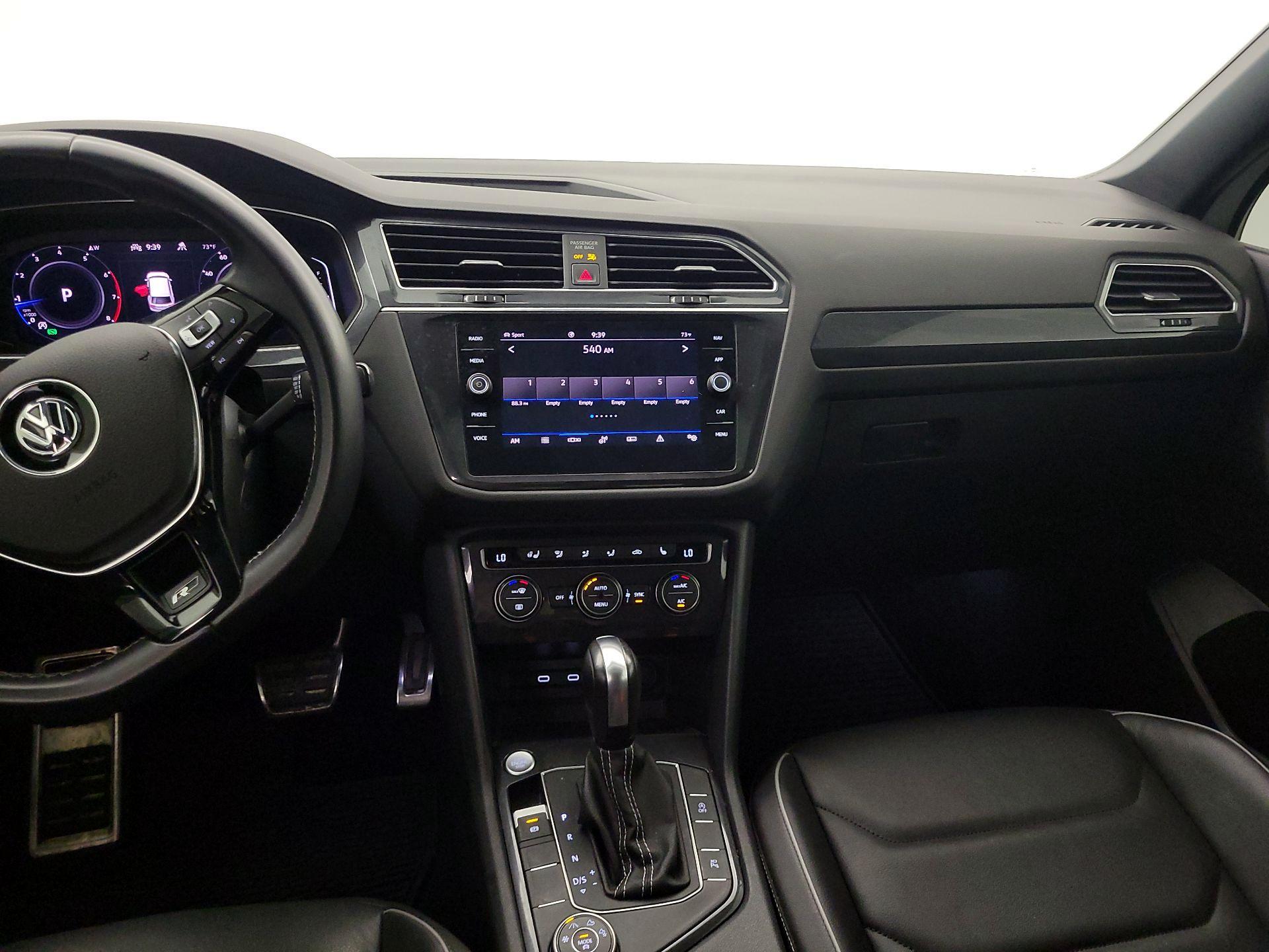 Thumbnail: 2021 Volkswagen Tiguan - 9