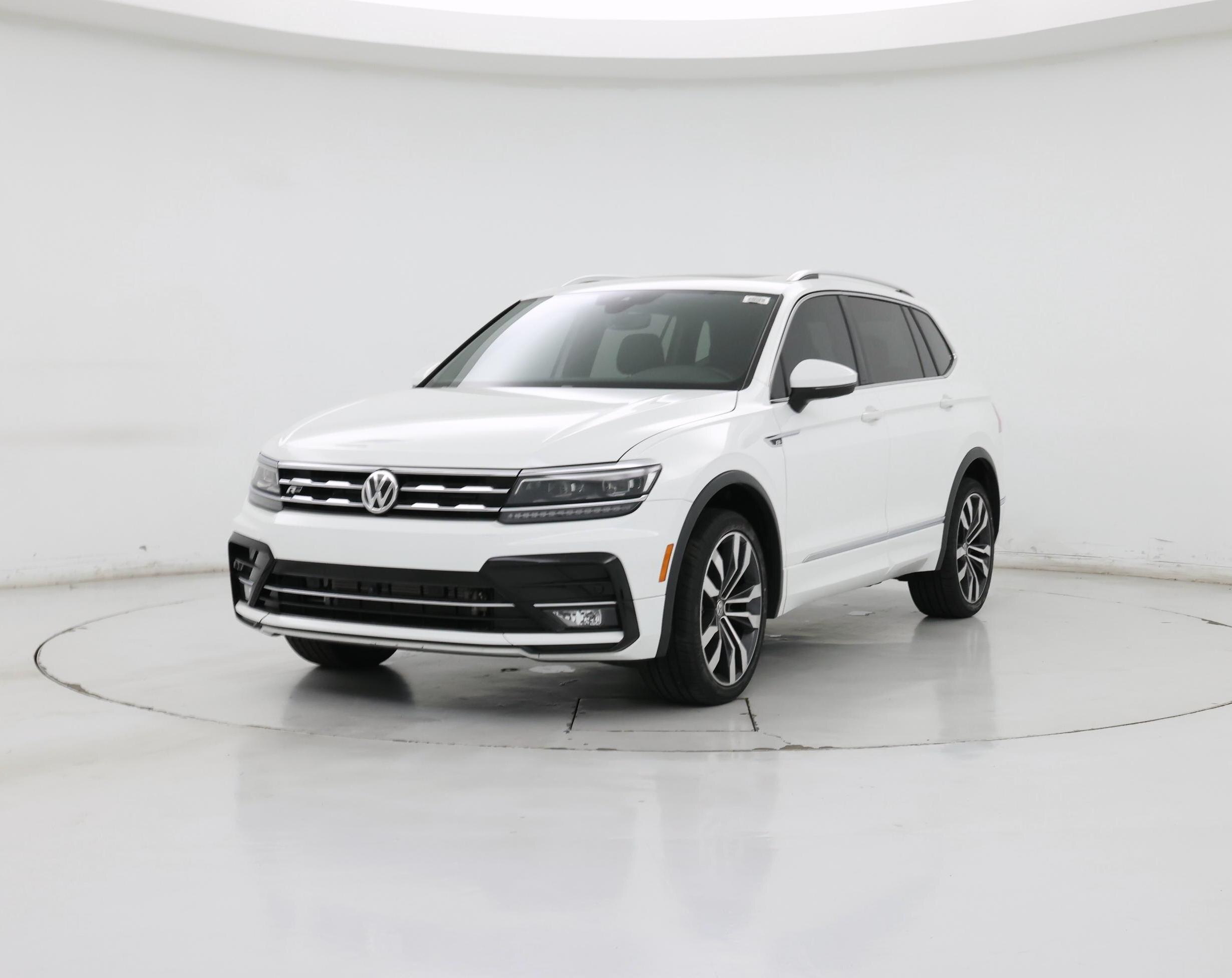 Thumbnail: 2021 Volkswagen Tiguan - 4