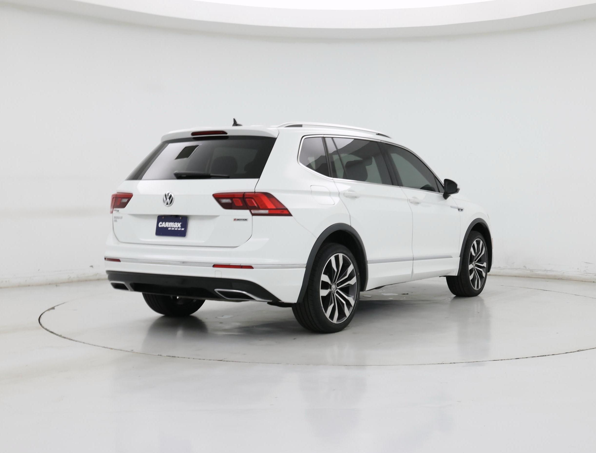Thumbnail: 2021 Volkswagen Tiguan - 8