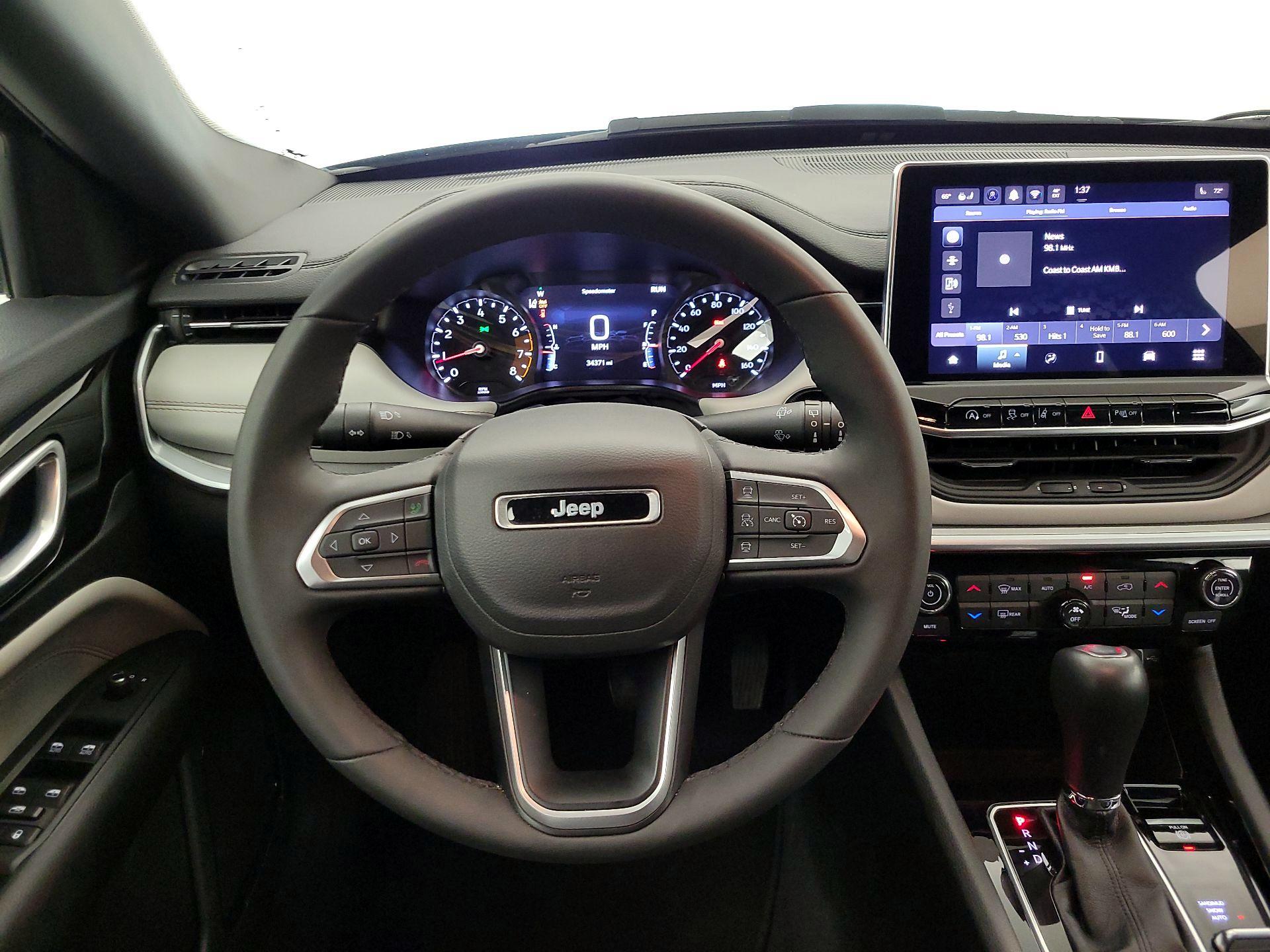 Thumbnail: 2025 Jeep Compass - 10