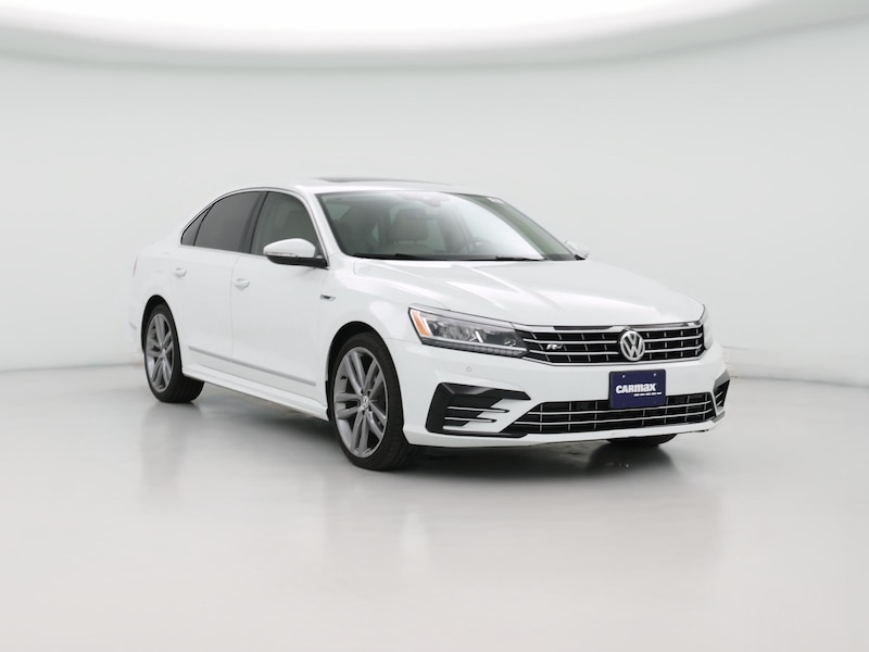 2019 Volkswagen Passat SE R-Line