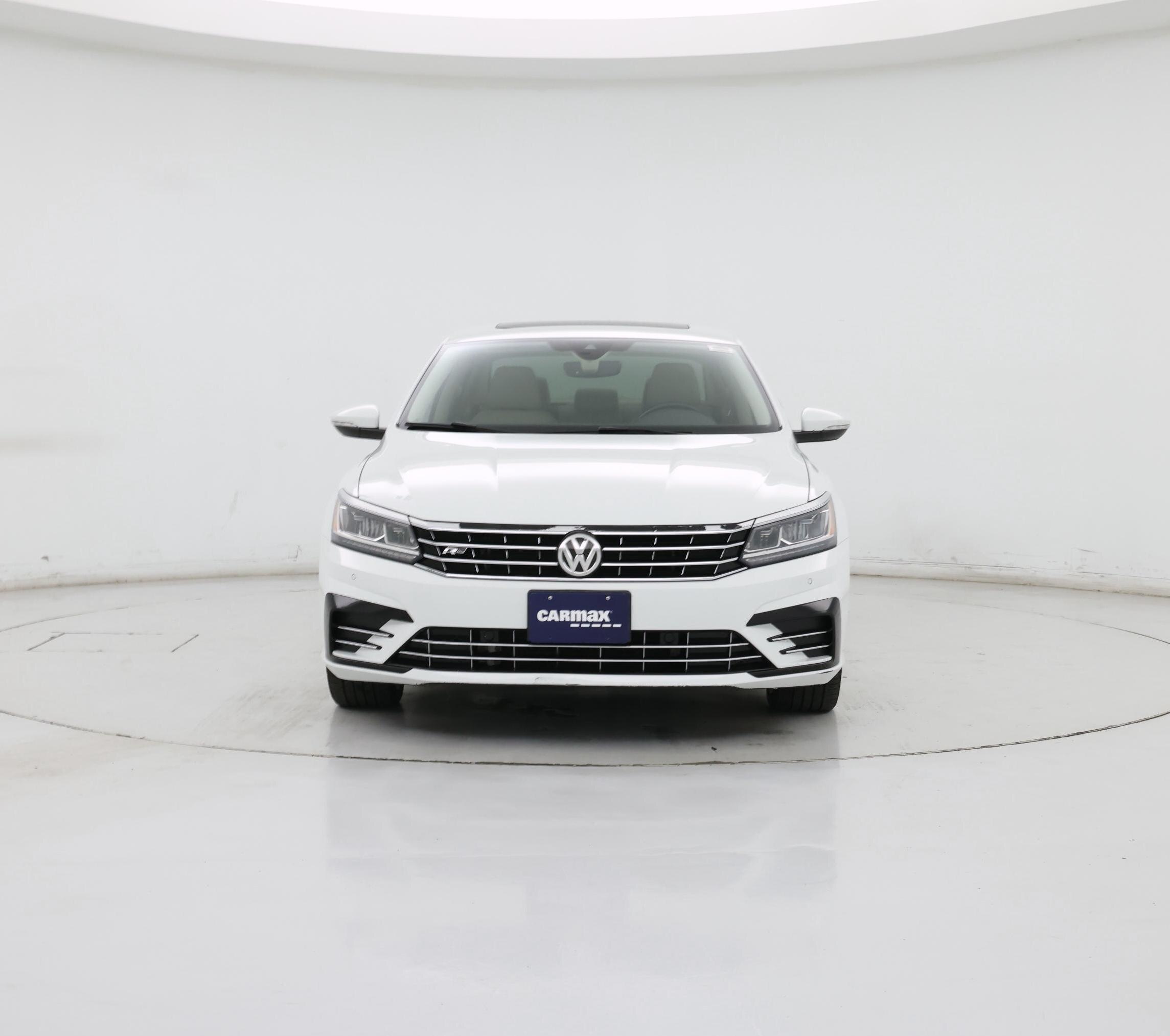 Thumbnail: 2019 Volkswagen Passat - 5