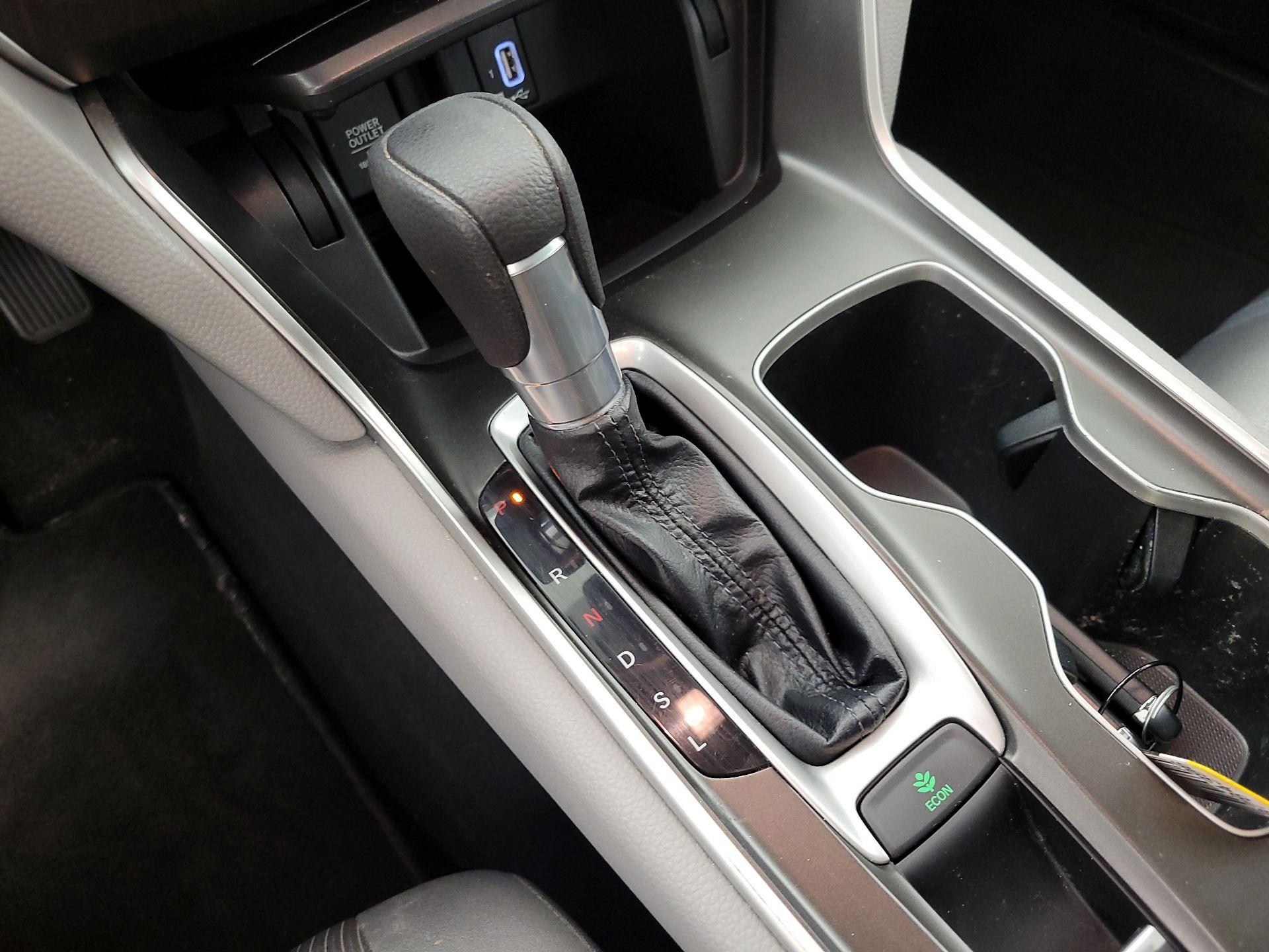 Thumbnail: 2019 Honda Accord - 17