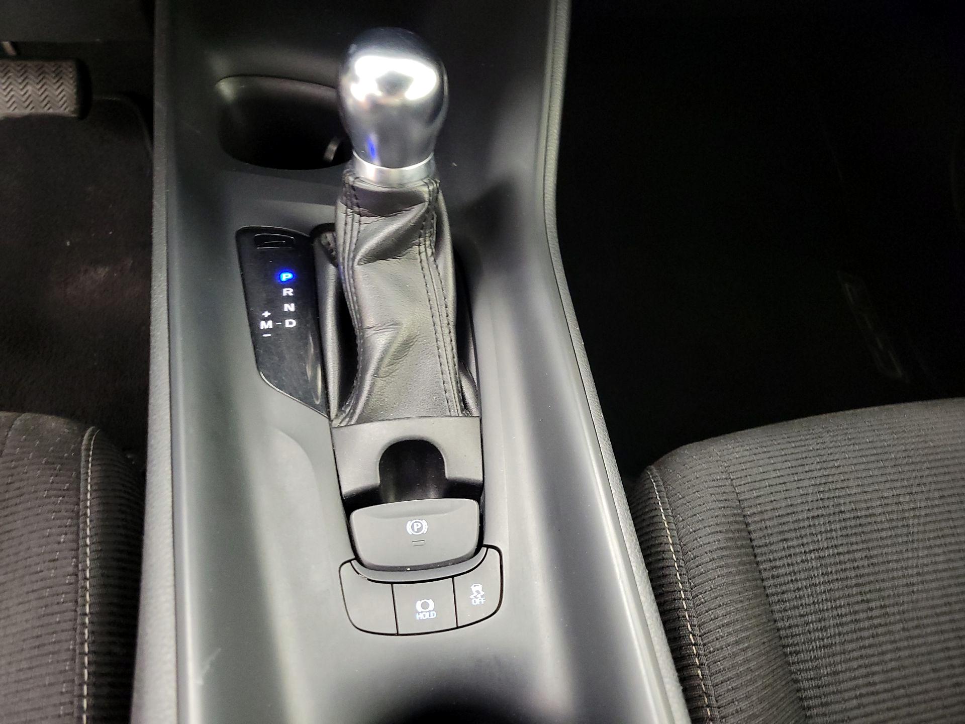 Thumbnail: 2019 Toyota C-HR - 17