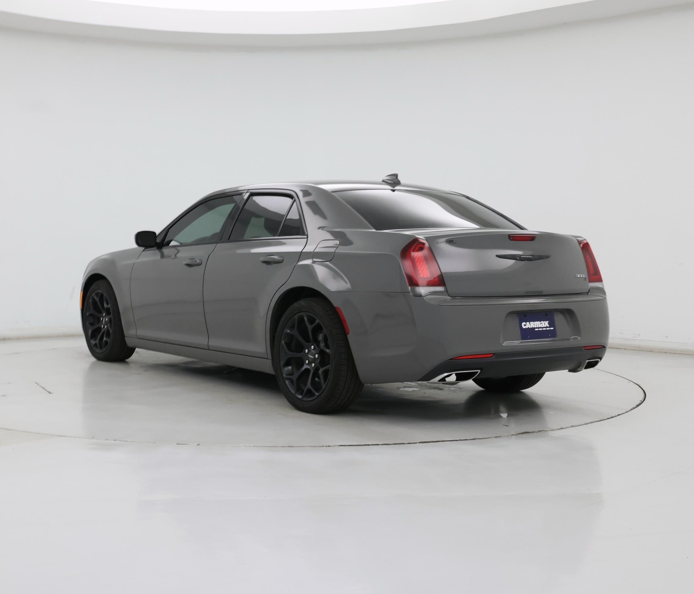 Thumbnail: 2019 Chrysler 300 - 2