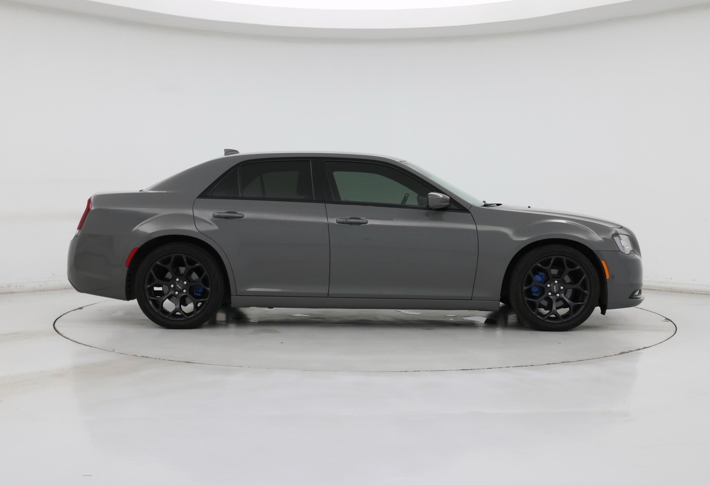 Thumbnail: 2019 Chrysler 300 - 7