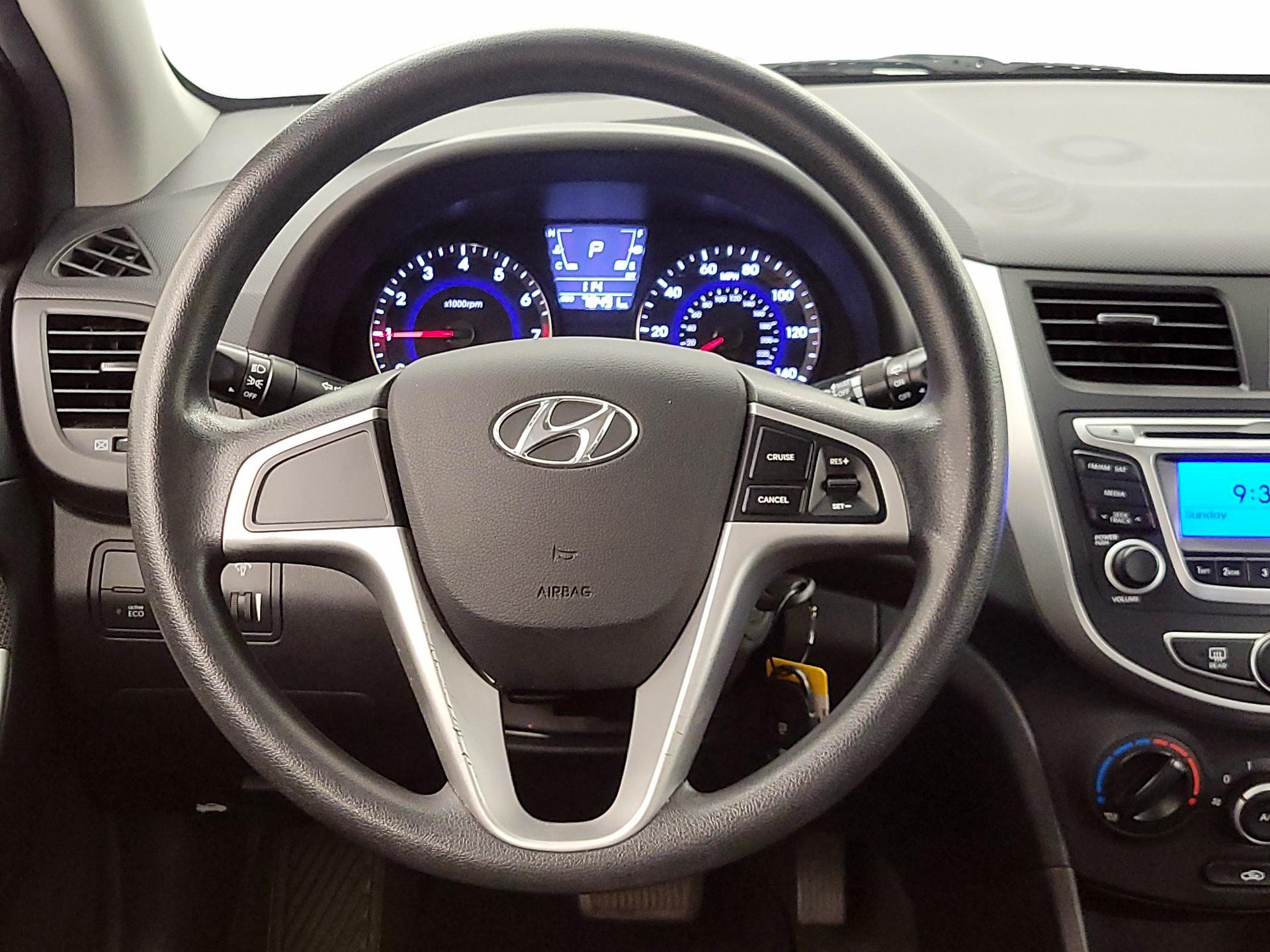 Thumbnail: 2014 Hyundai Accent - 10