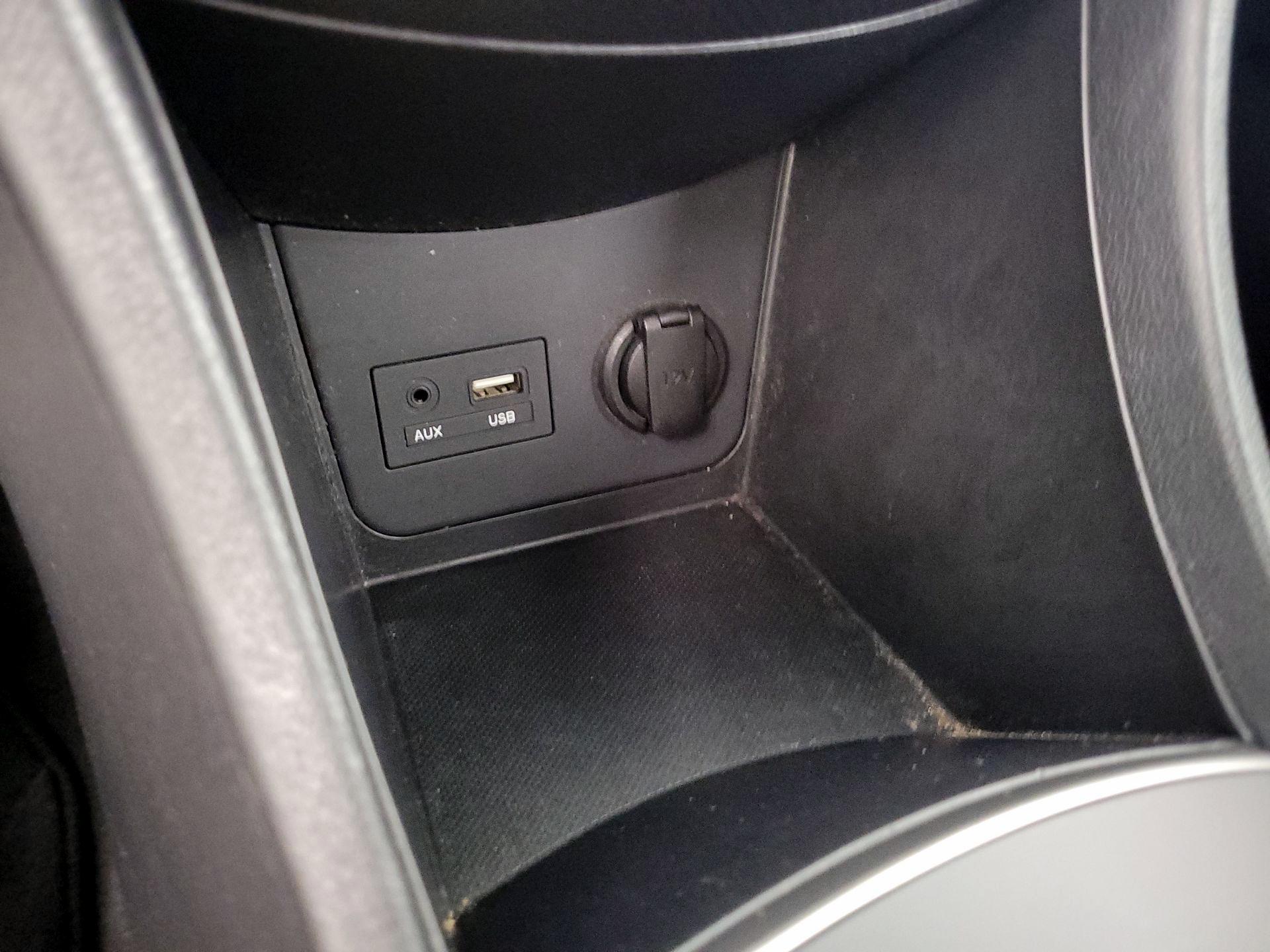 Thumbnail: 2014 Hyundai Accent - 17