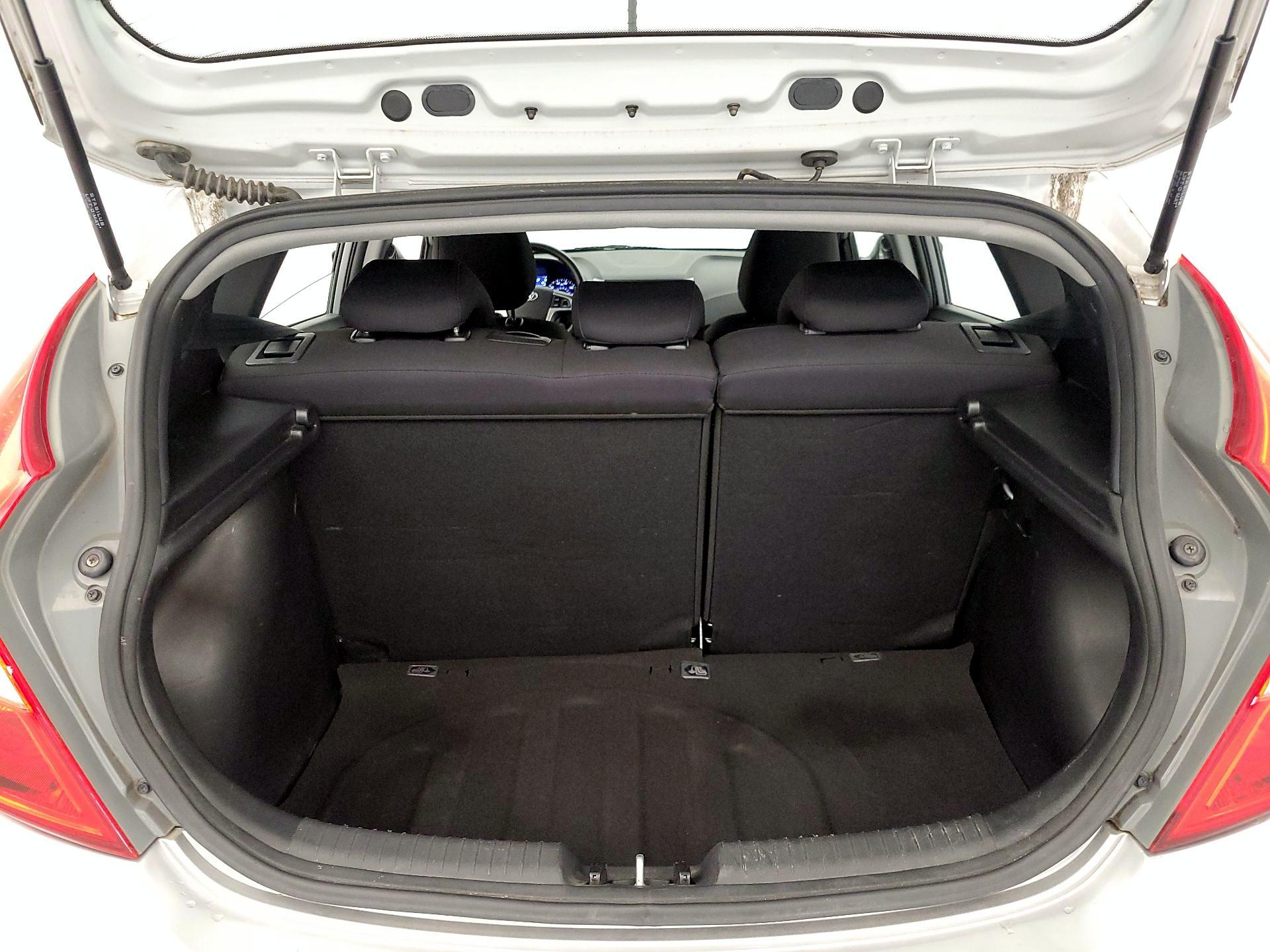 Thumbnail: 2014 Hyundai Accent - 19