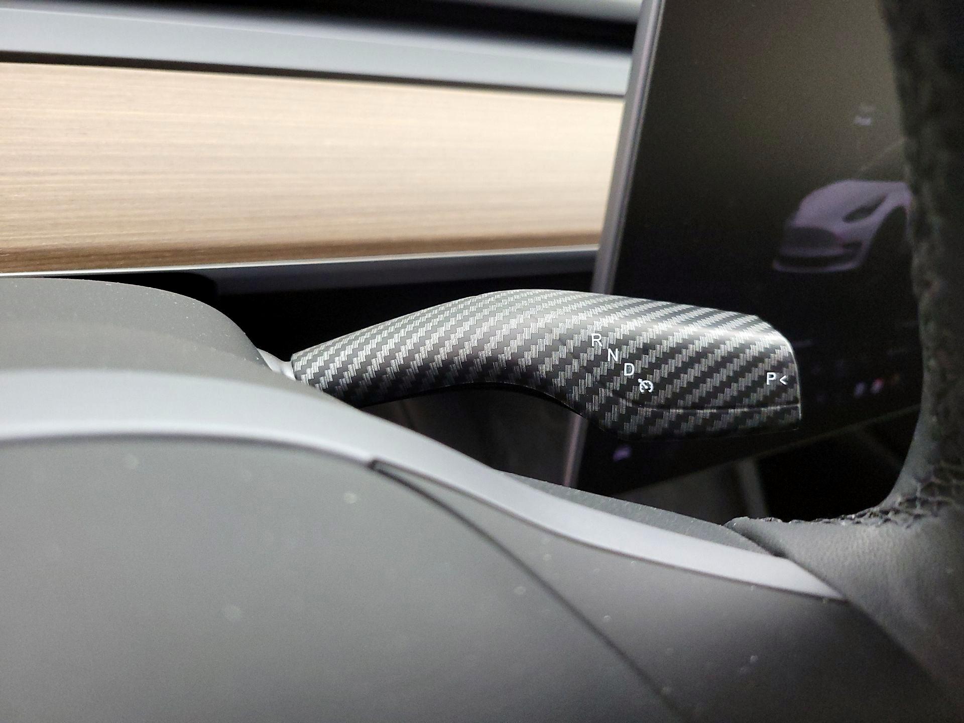 Thumbnail: 2022 Tesla Model 3 - 17