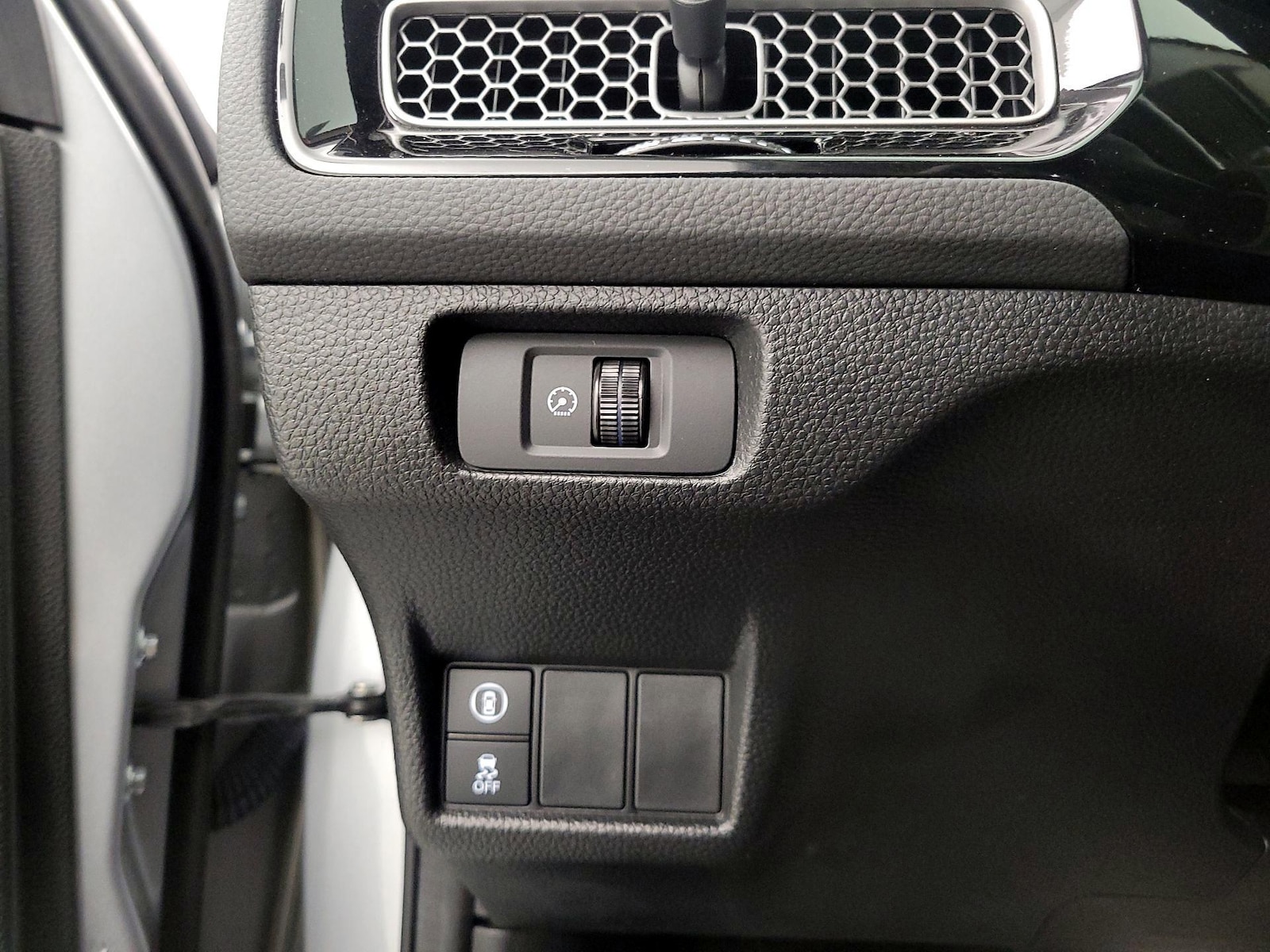 2024 Honda Civic LX - Photo 14