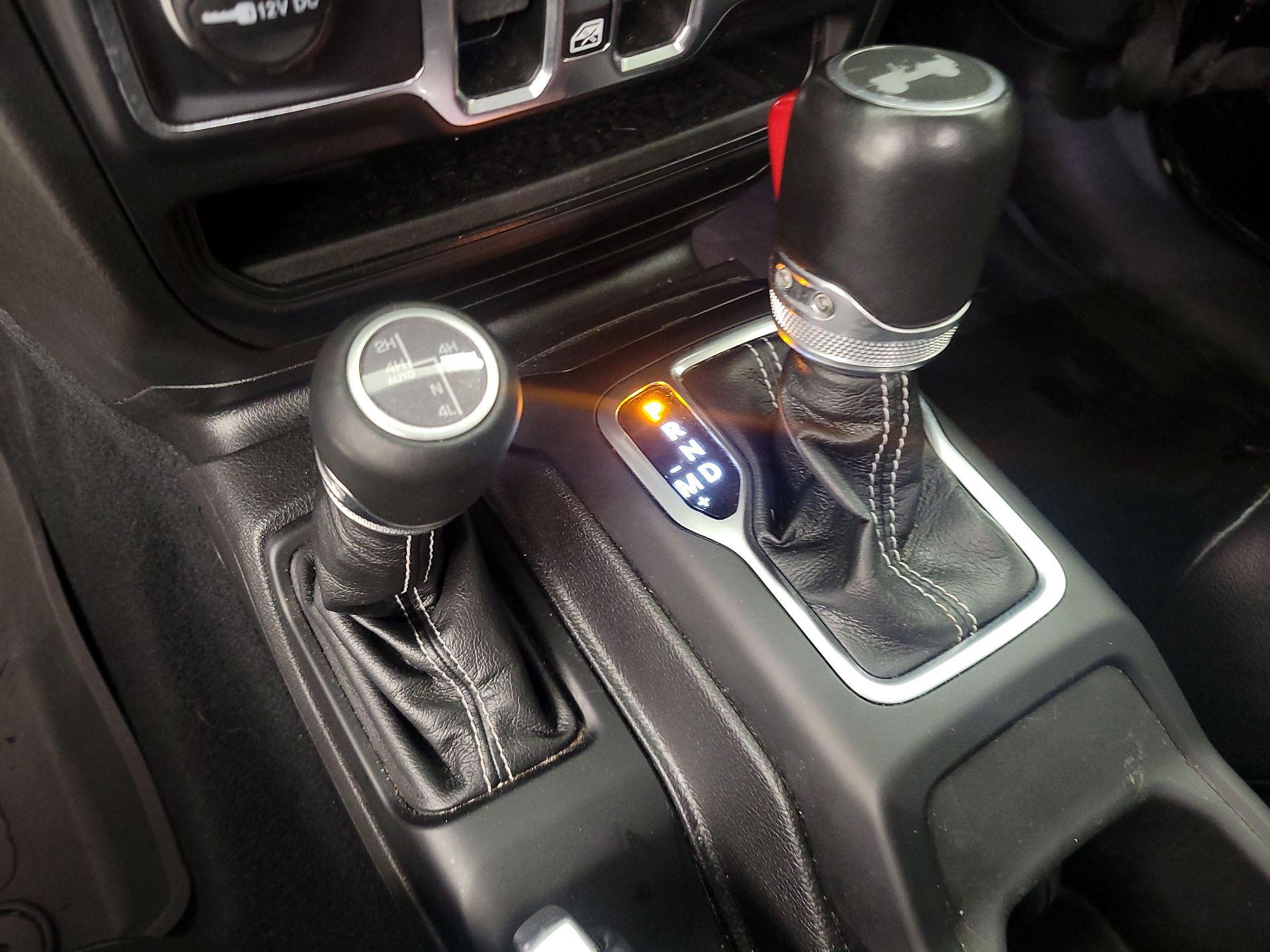 Thumbnail: 2023 Jeep Wrangler - 18