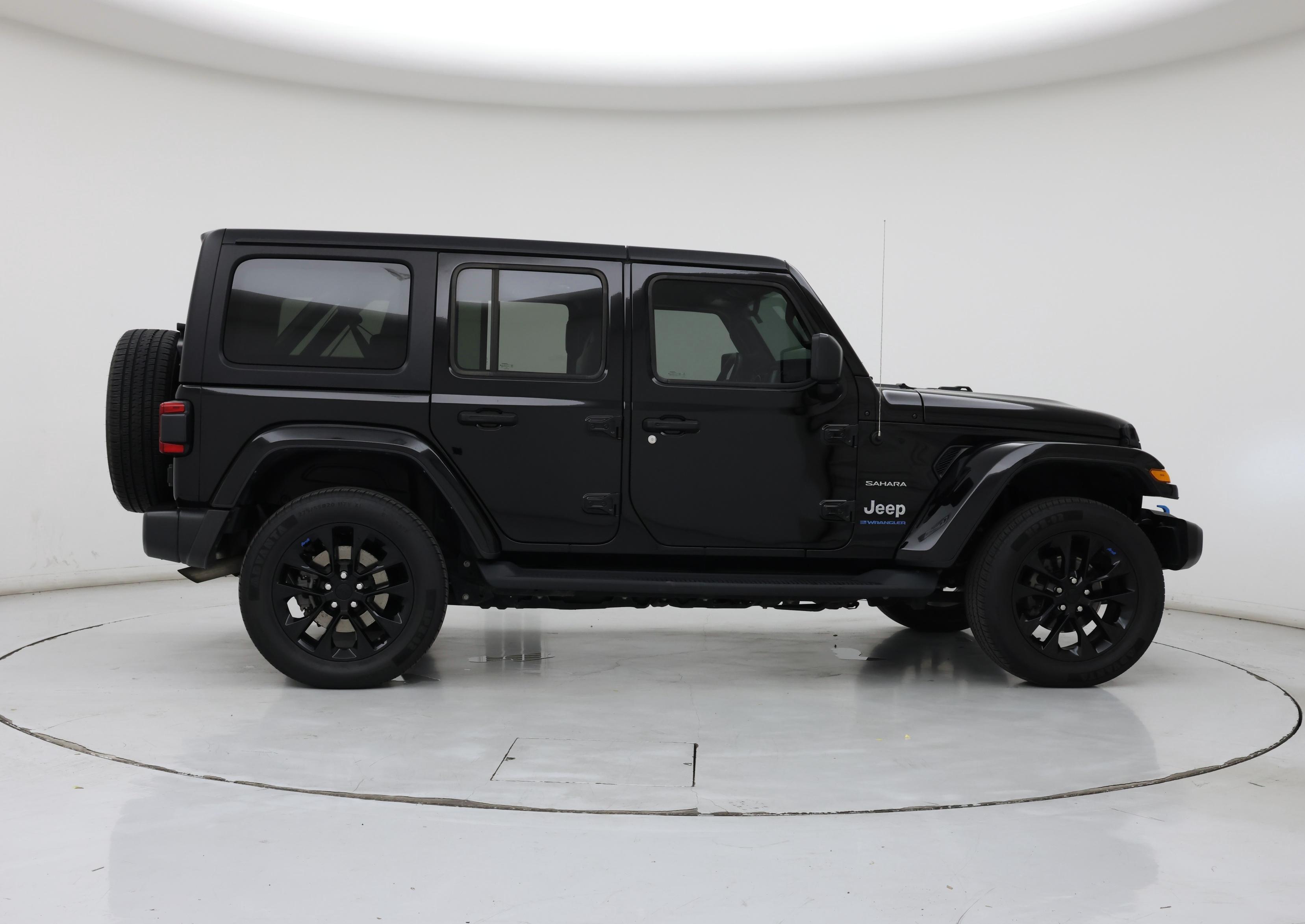 Thumbnail: 2023 Jeep Wrangler - 7
