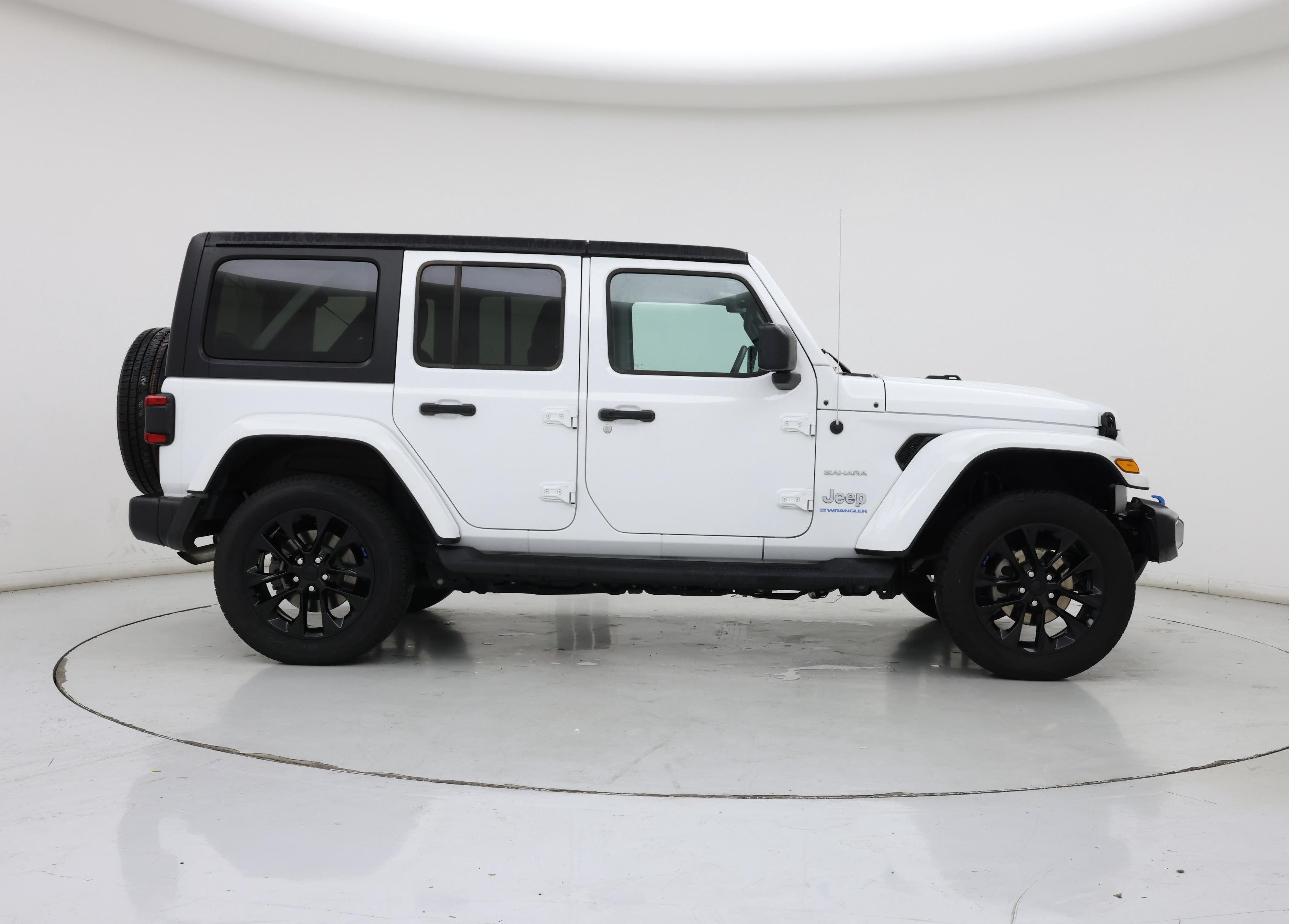 Thumbnail: 2023 Jeep Wrangler - 7