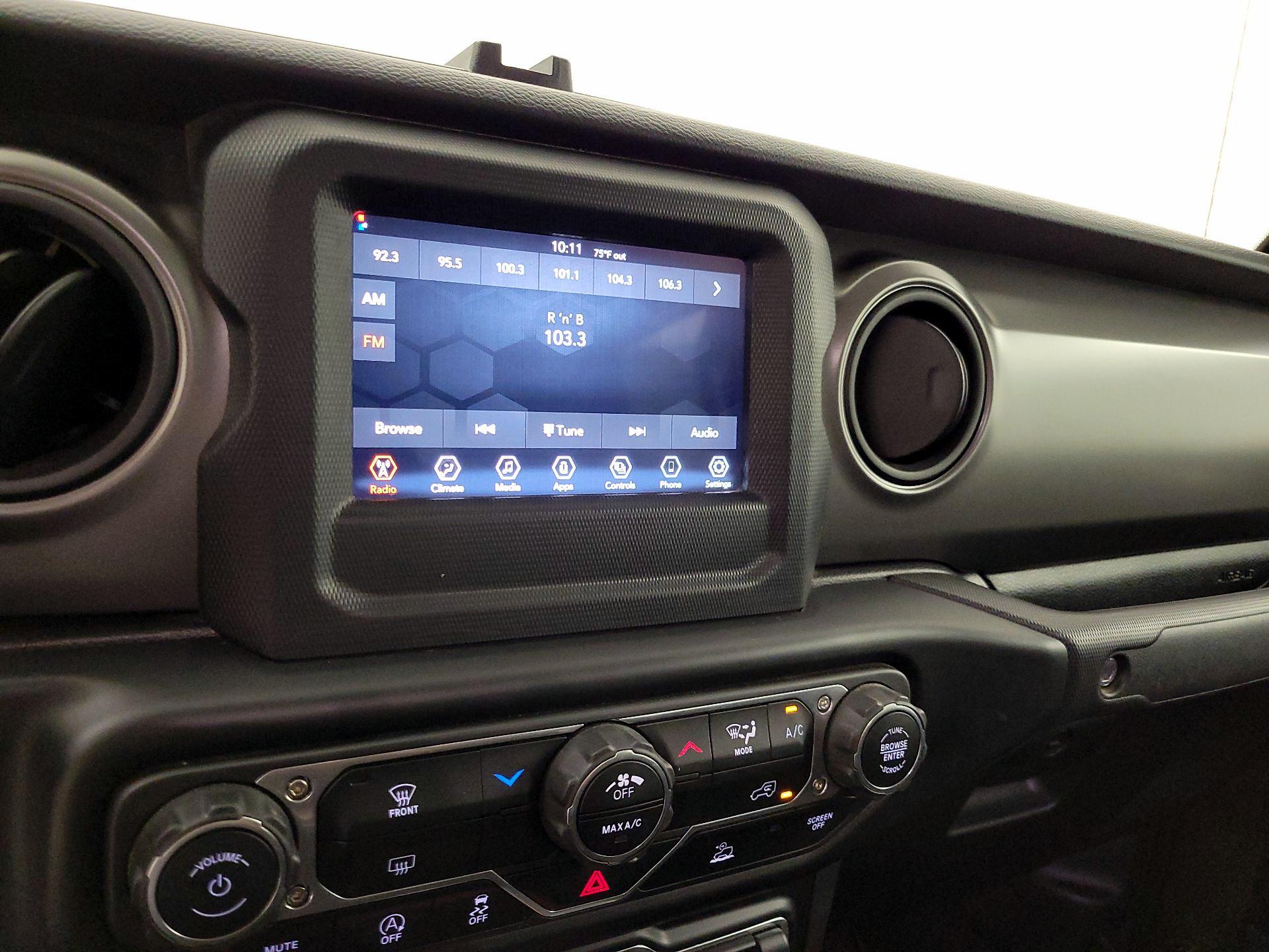 Thumbnail: 2022 Jeep Gladiator - 15