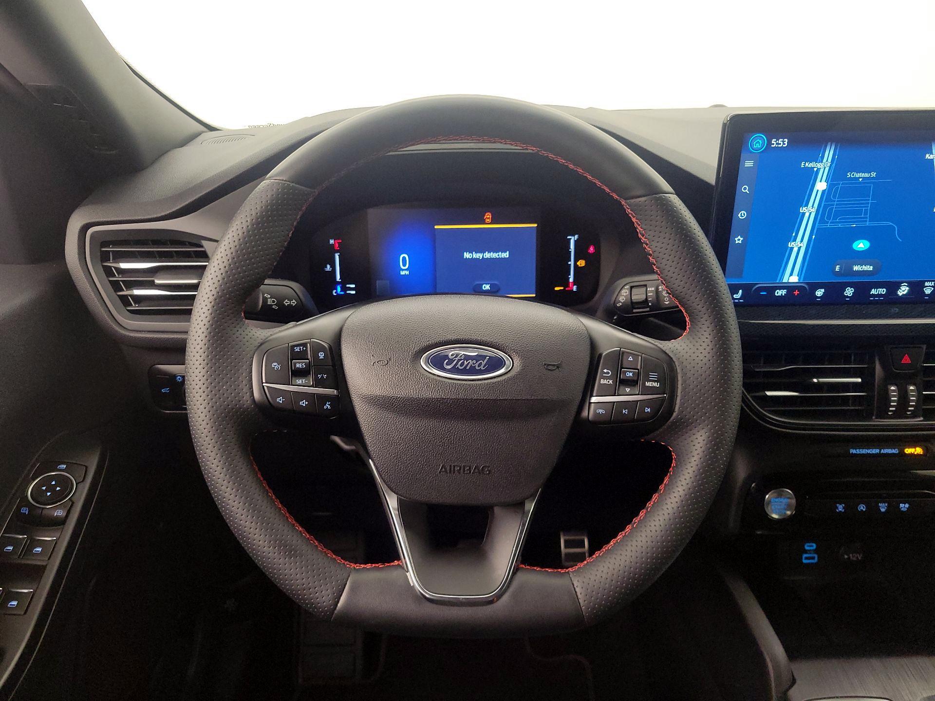 Thumbnail: 2023 Ford Escape - 10