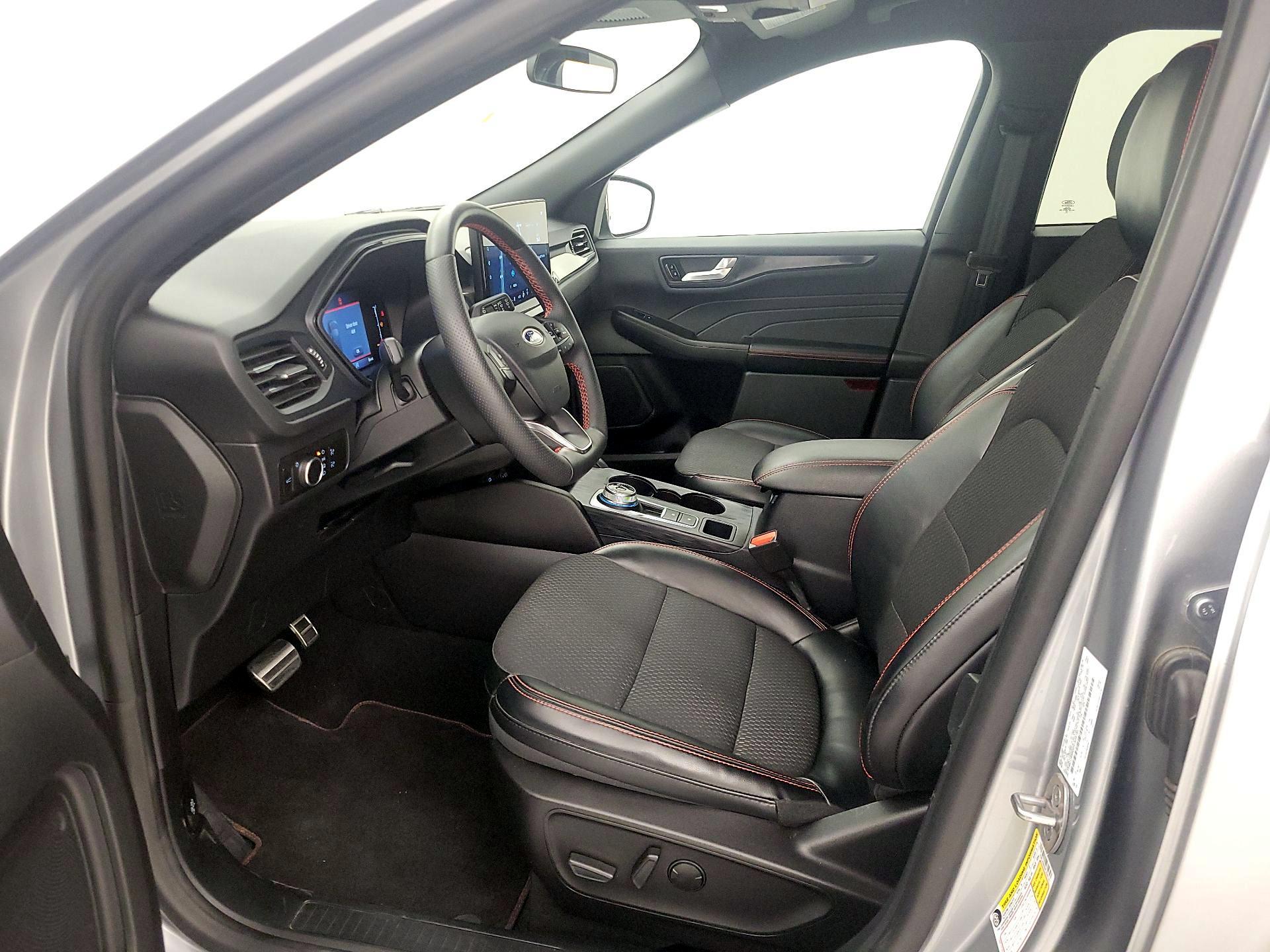 Thumbnail: 2023 Ford Escape - 11