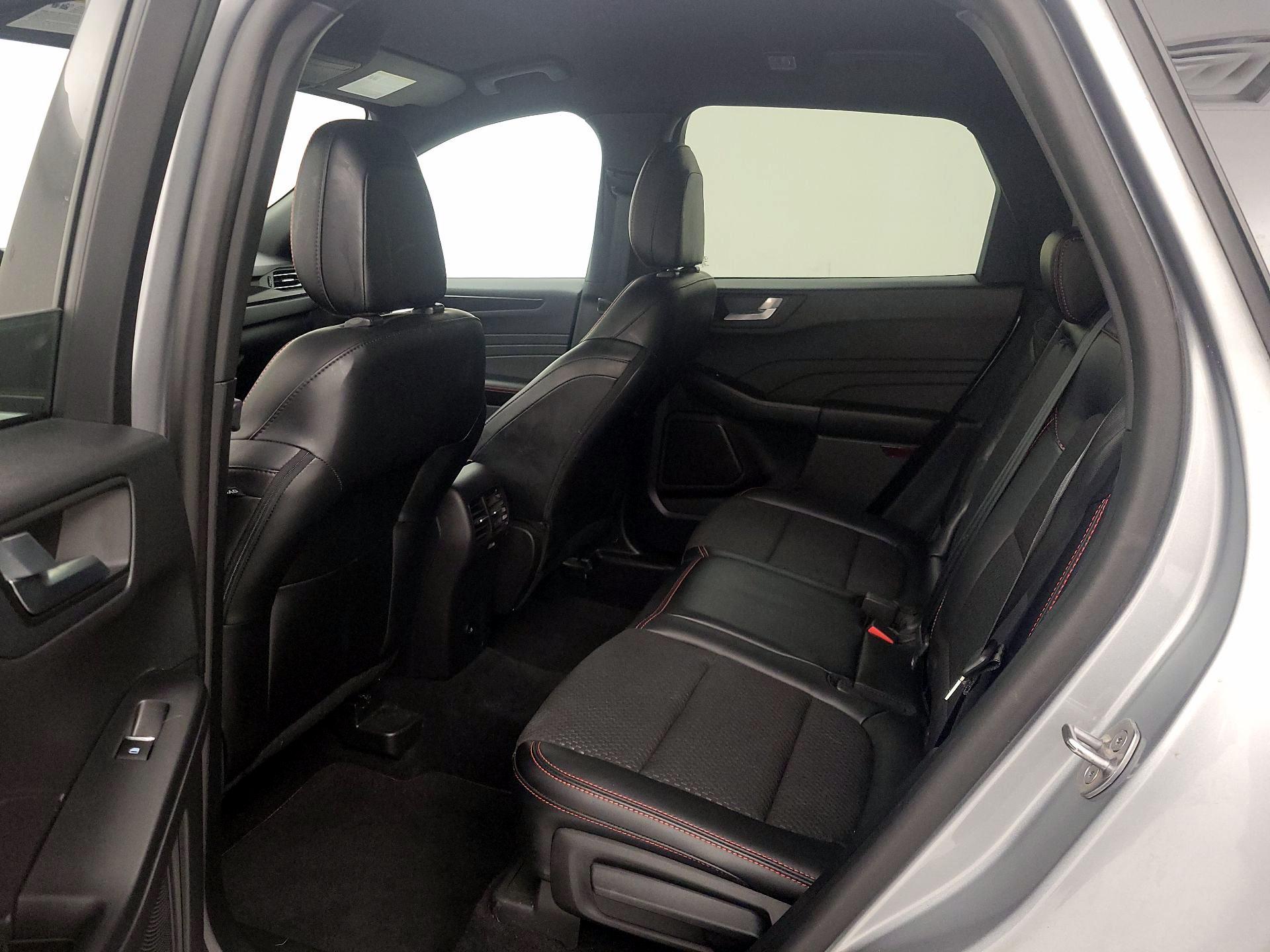 Thumbnail: 2023 Ford Escape - 20