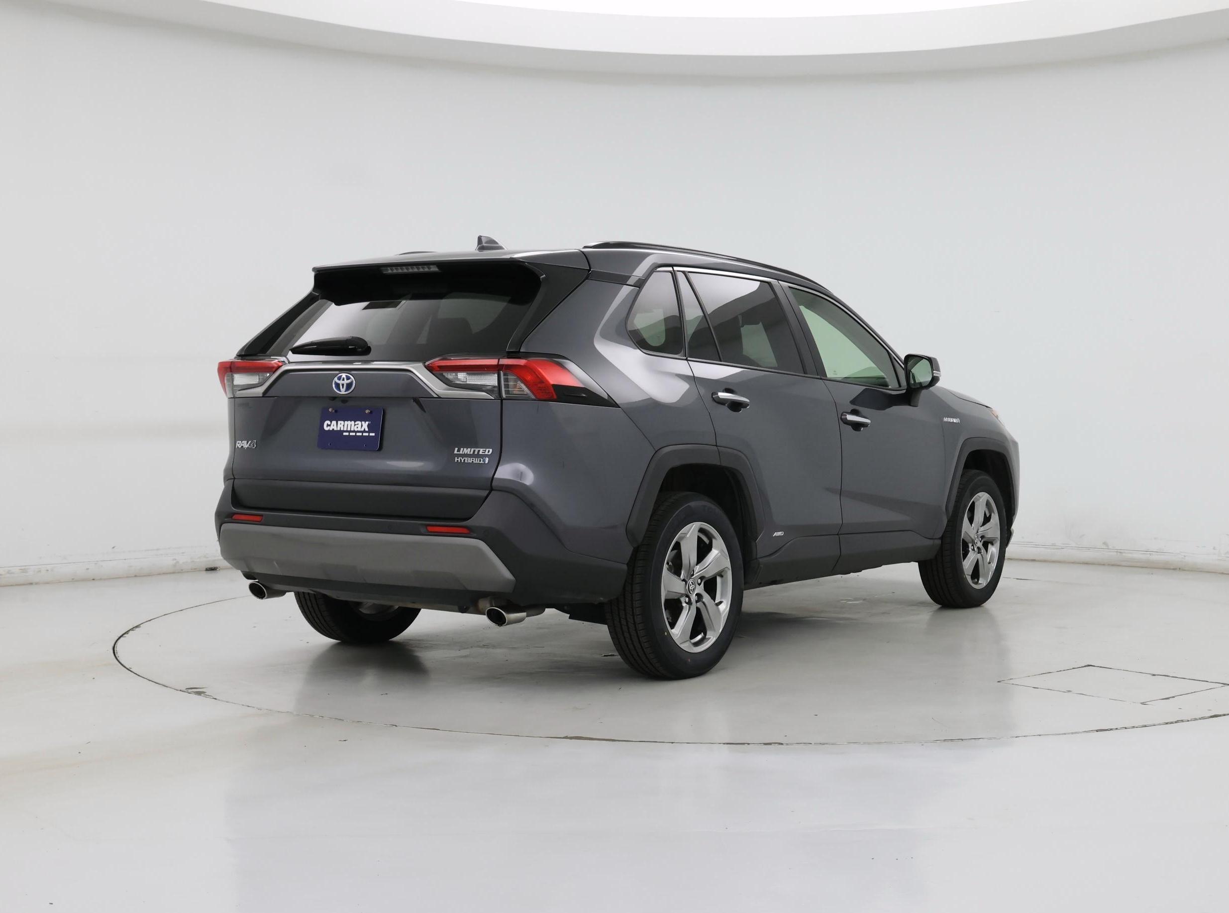 Thumbnail: 2020 Toyota RAV4 - 8