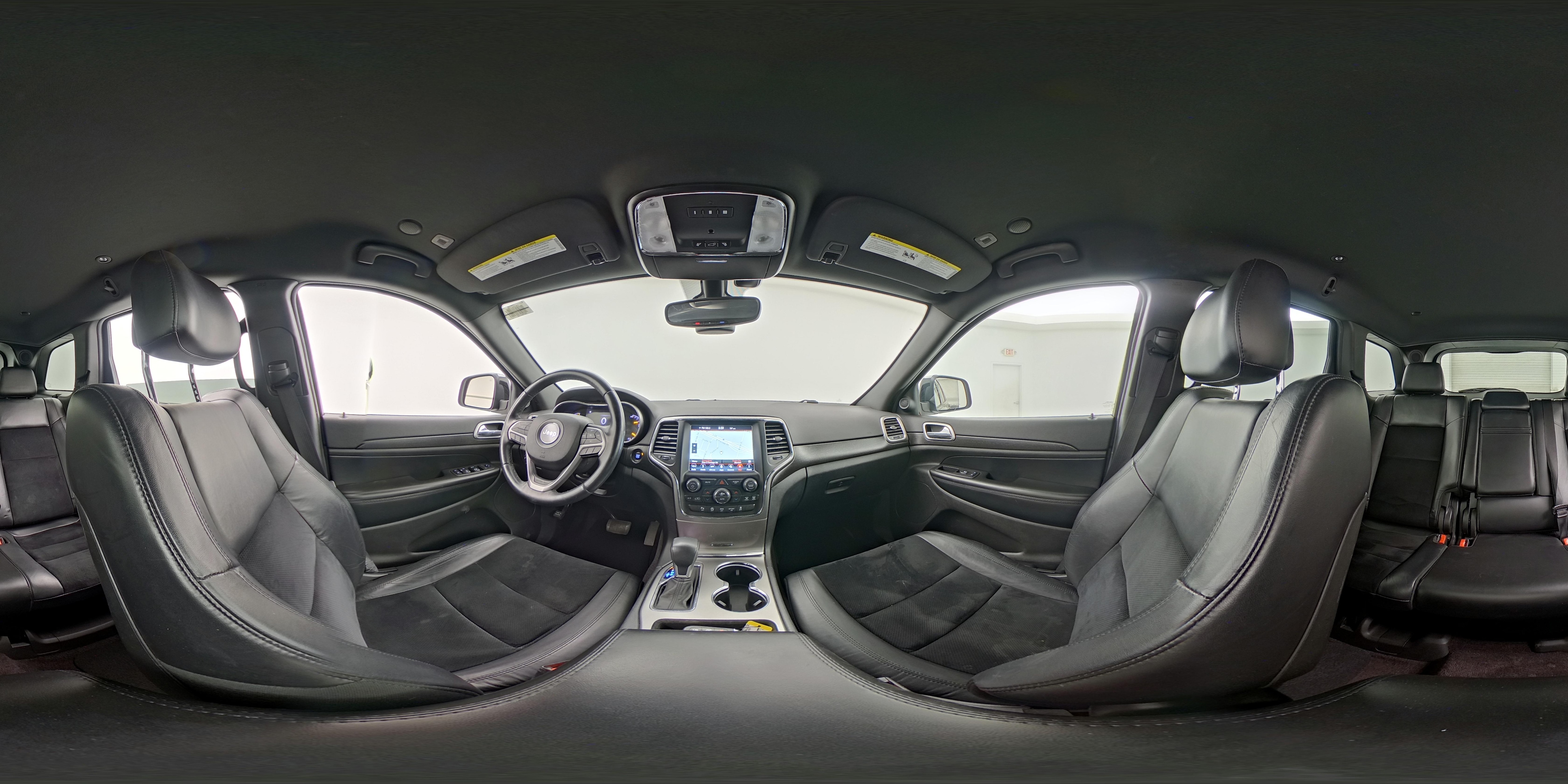 2018 Jeep Grand Cherokee Altitude - Photo 25