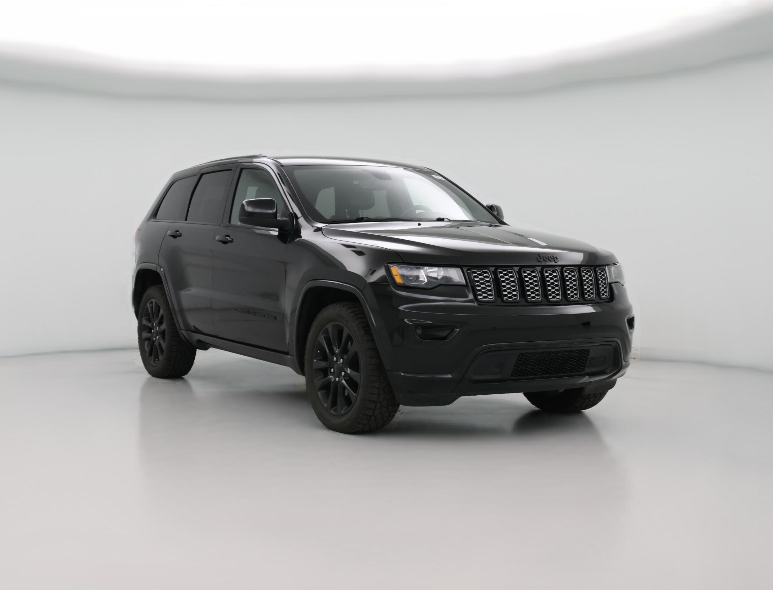 Thumbnail: 2018 Jeep Grand Cherokee - 1