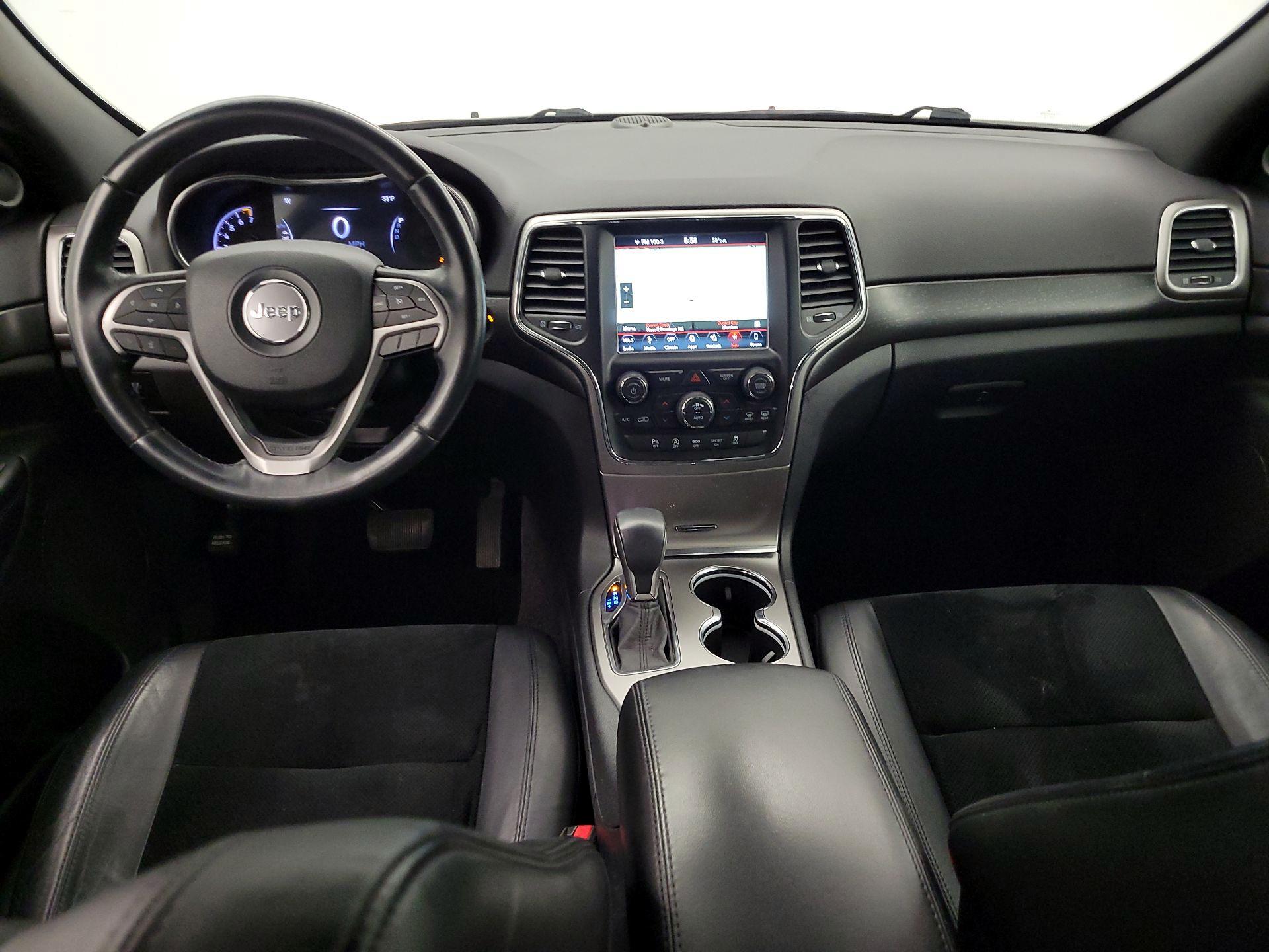 Thumbnail: 2018 Jeep Grand Cherokee - 9