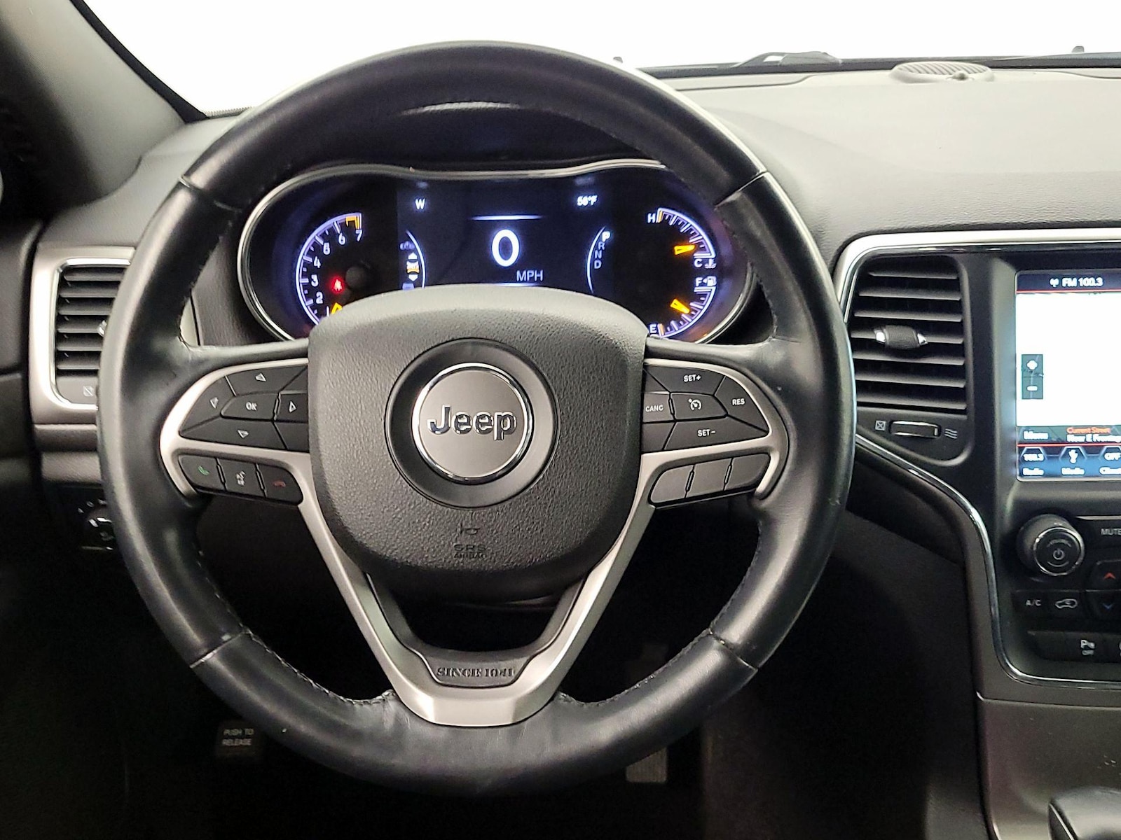 2018 Jeep Grand Cherokee Altitude - Photo 11