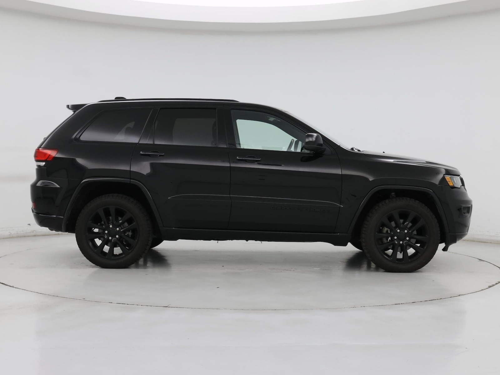 2018 Jeep Grand Cherokee Altitude - Photo 8