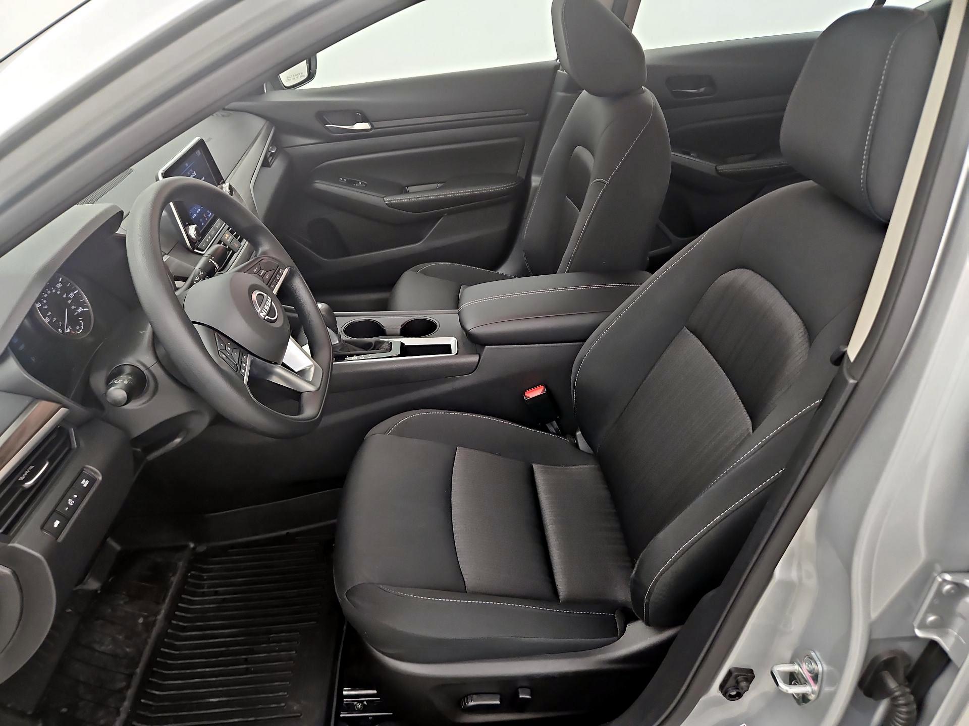 Thumbnail: 2025 Nissan Altima - 11