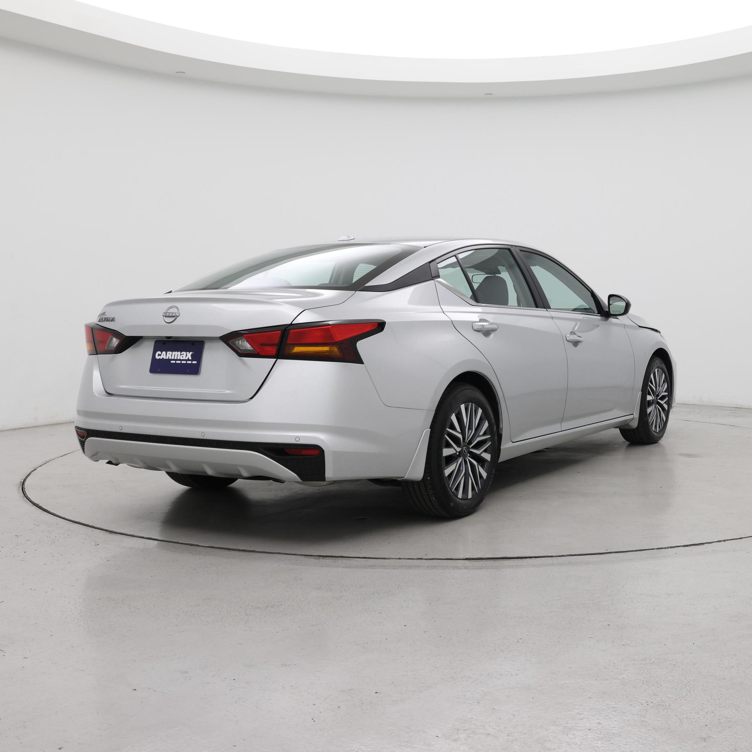 Thumbnail: 2025 Nissan Altima - 8