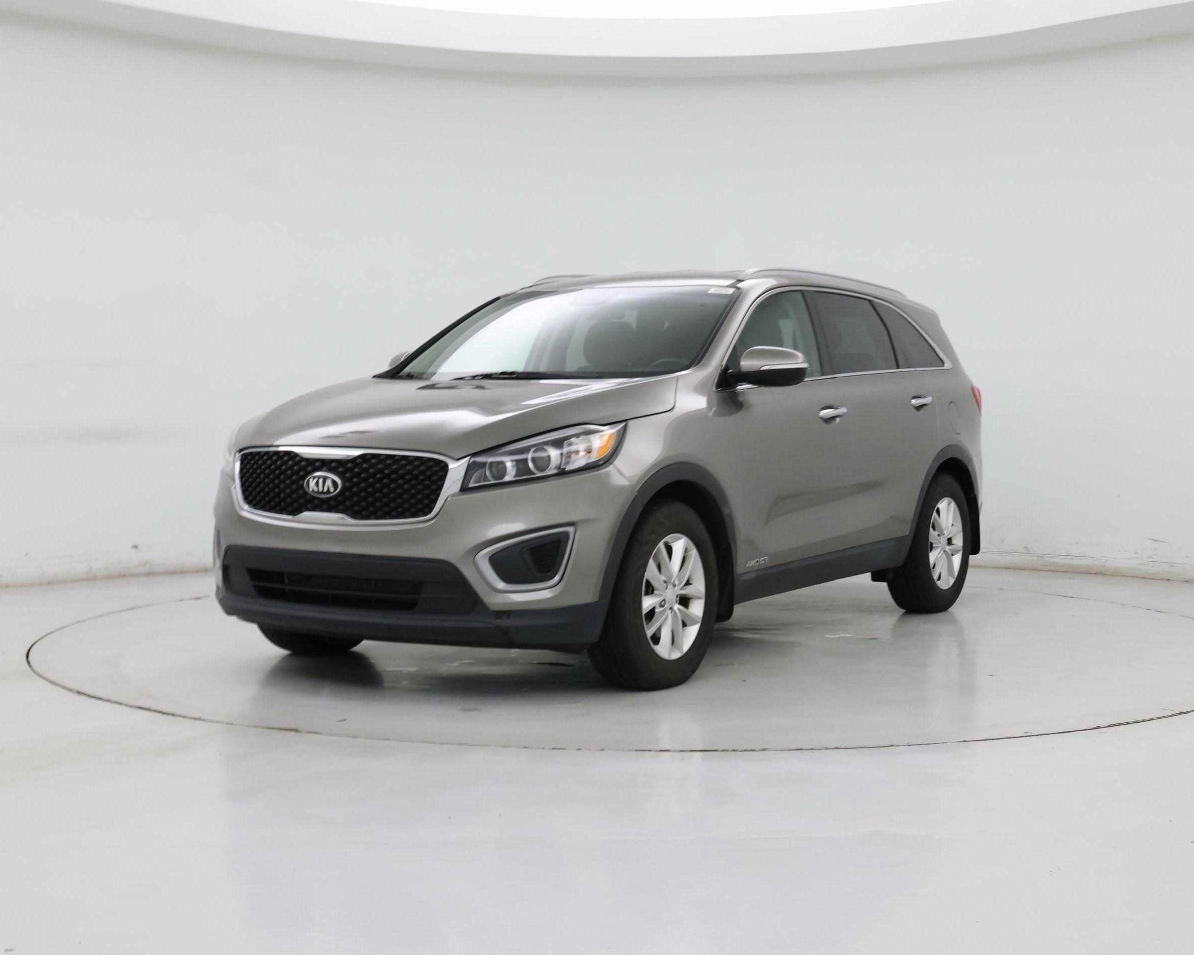 Thumbnail: 2016 Kia Sorento - 4