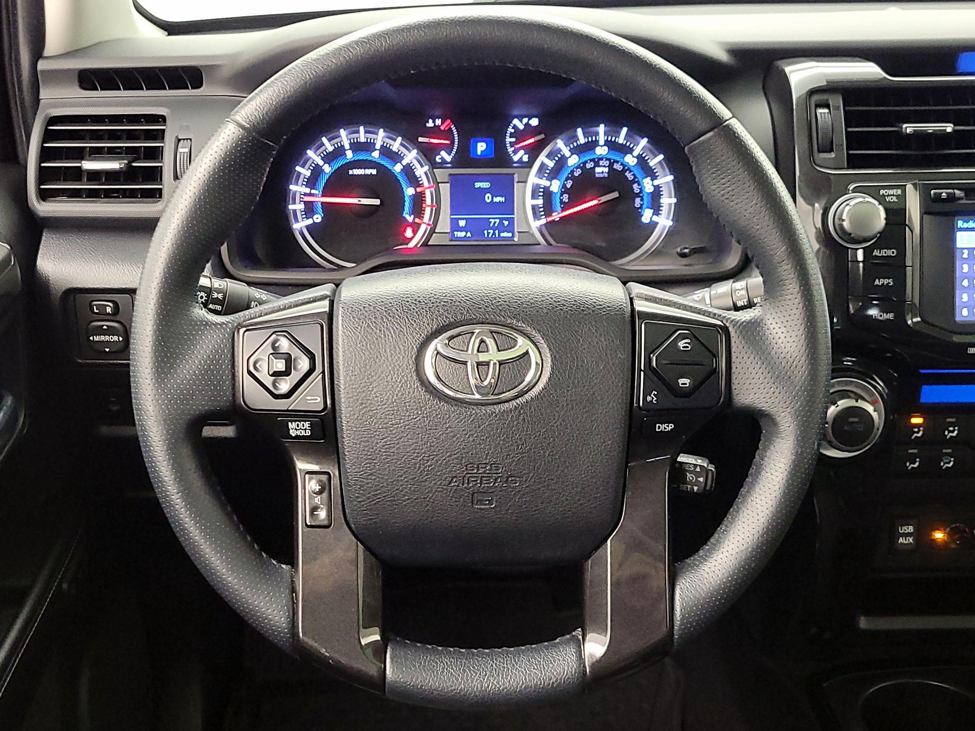 Thumbnail: 2019 Toyota 4Runner - 10