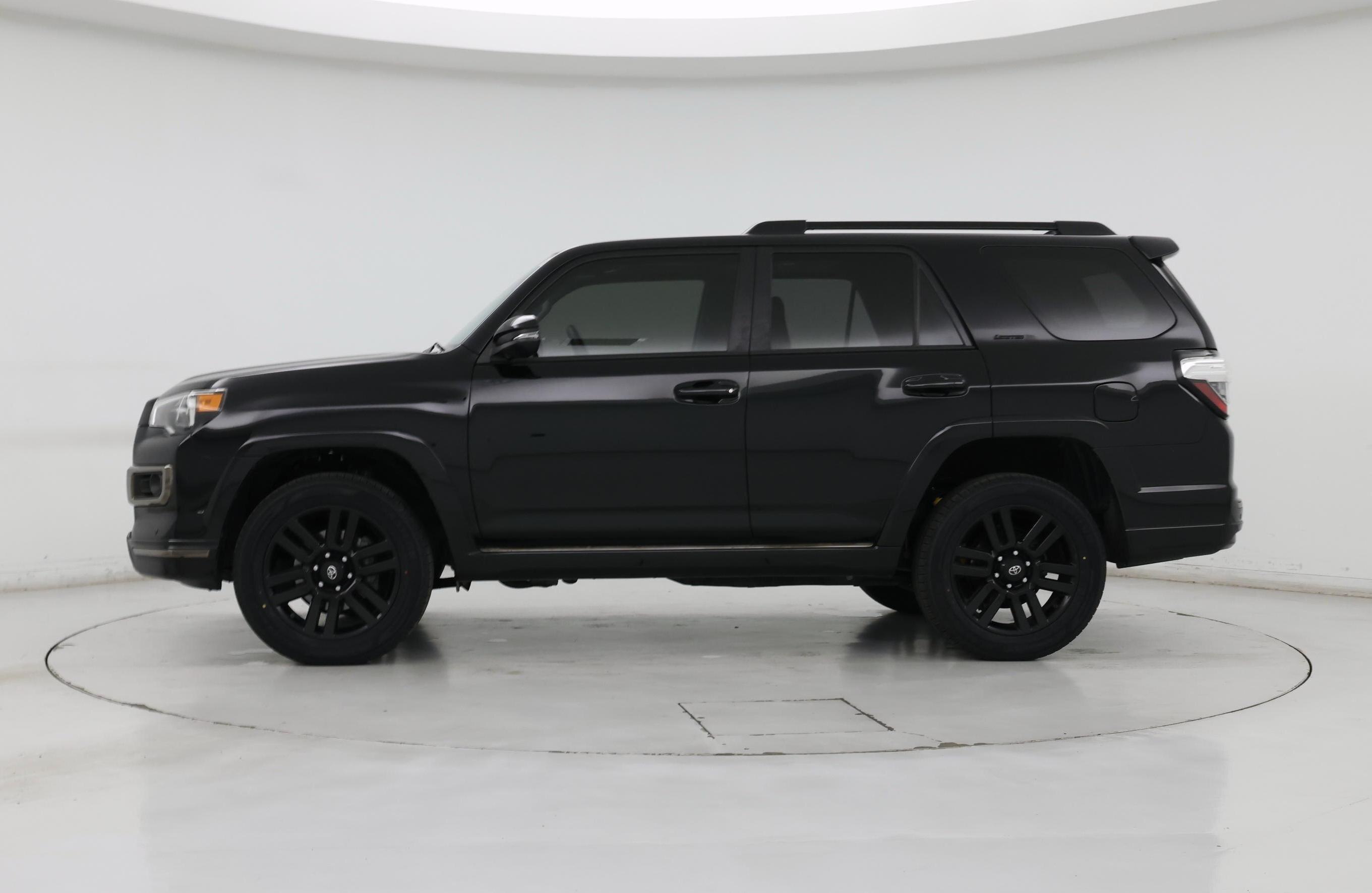Thumbnail: 2019 Toyota 4Runner - 3