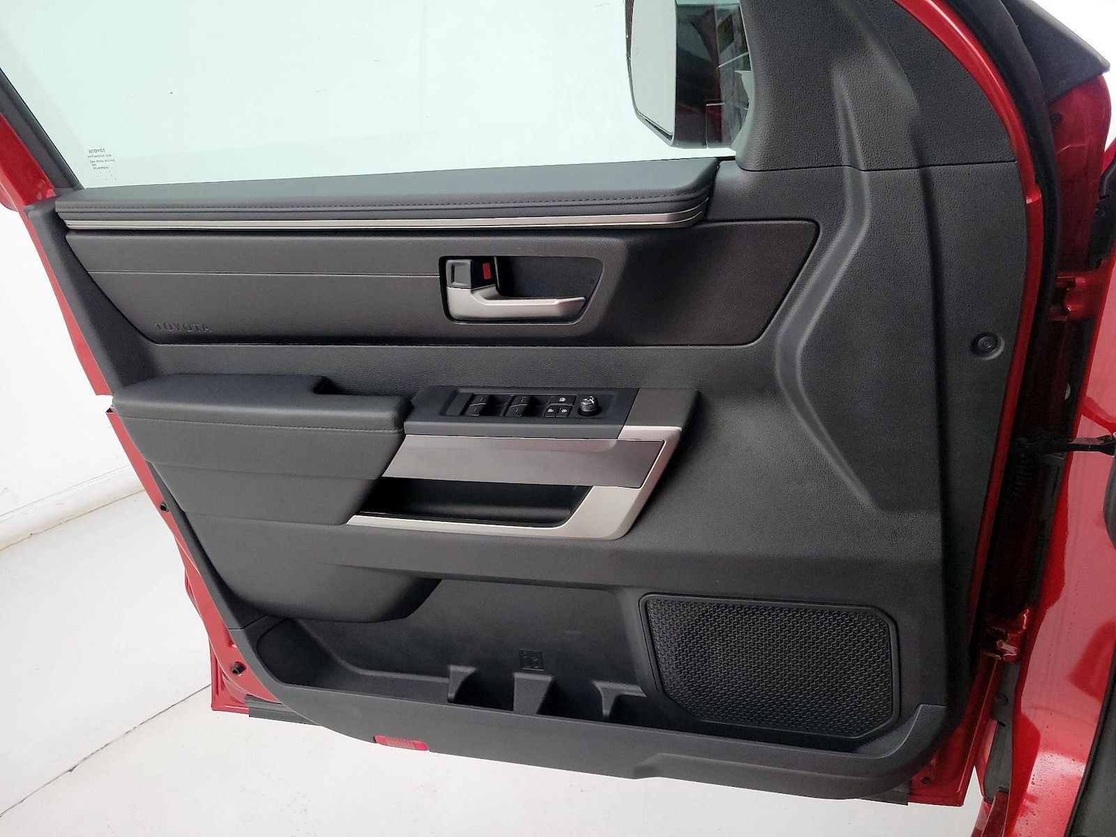 2026 Toyota Tundra SR5 - Photo 13