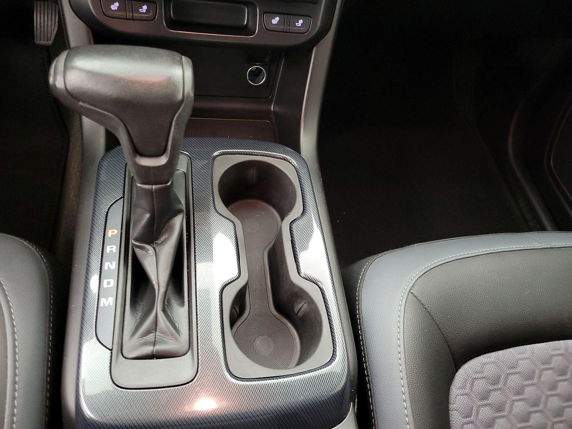 Thumbnail: 2016 Chevrolet Colorado - 17