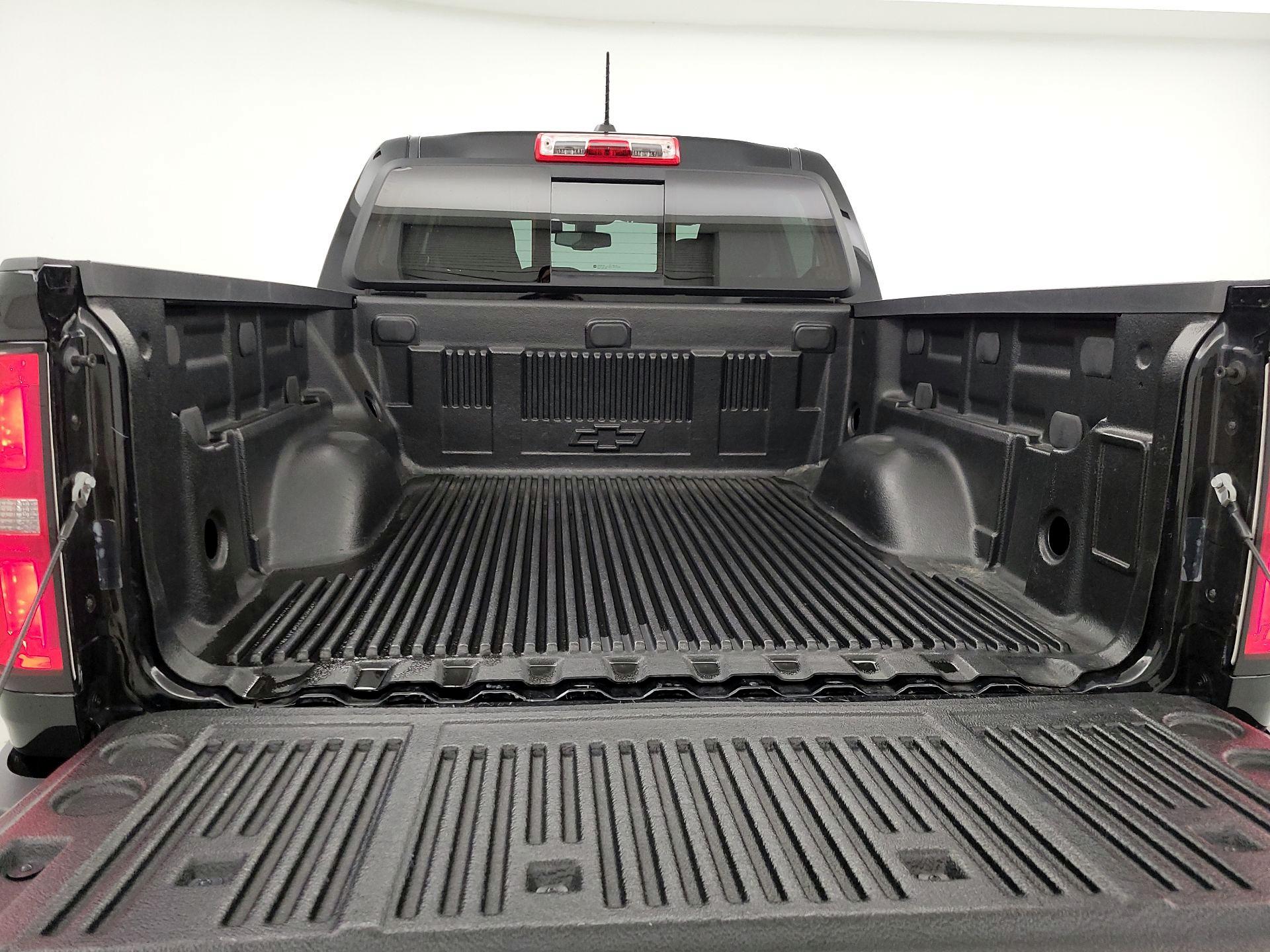 Thumbnail: 2016 Chevrolet Colorado - 20