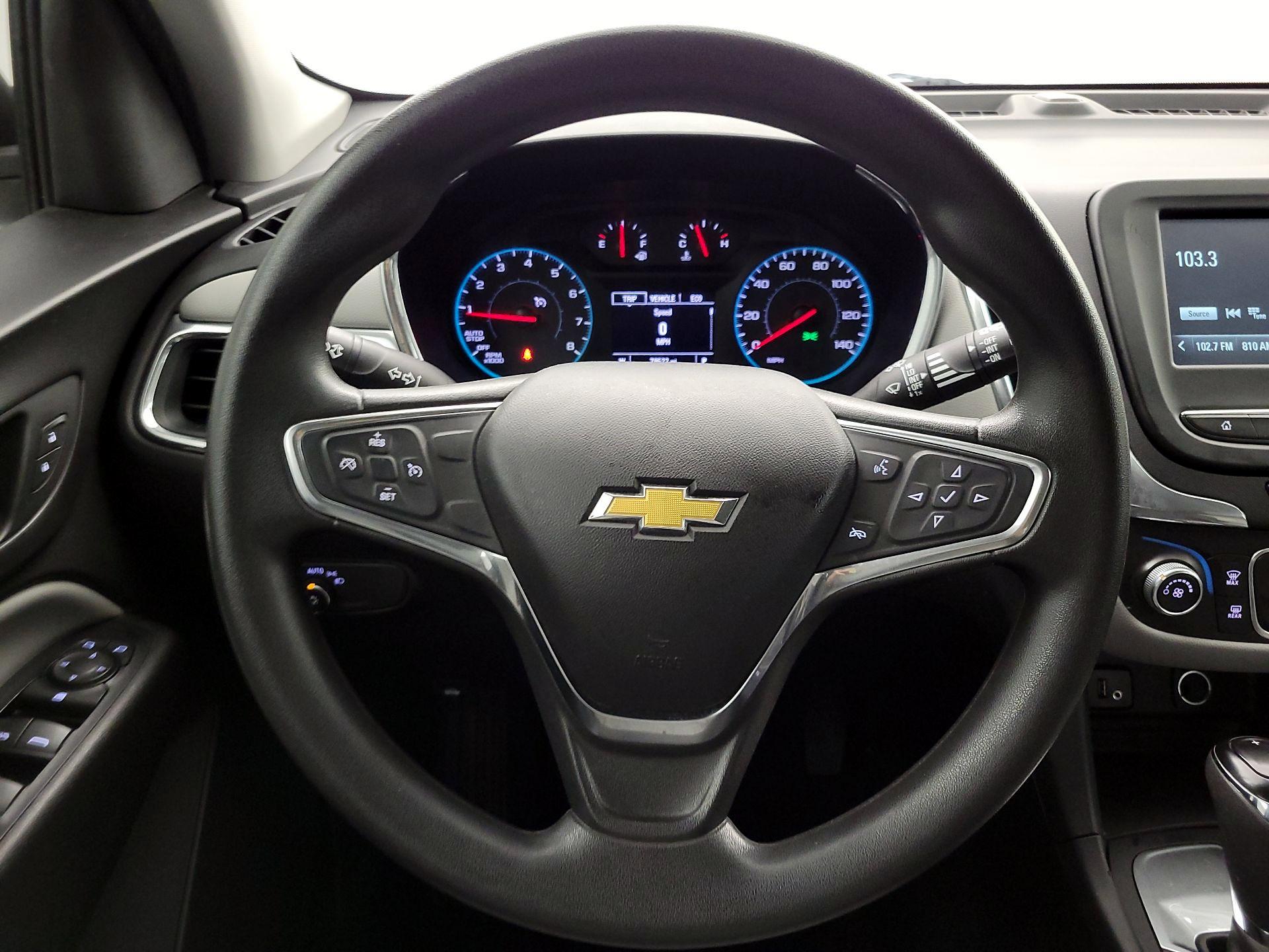 Thumbnail: 2018 Chevrolet Equinox - 10