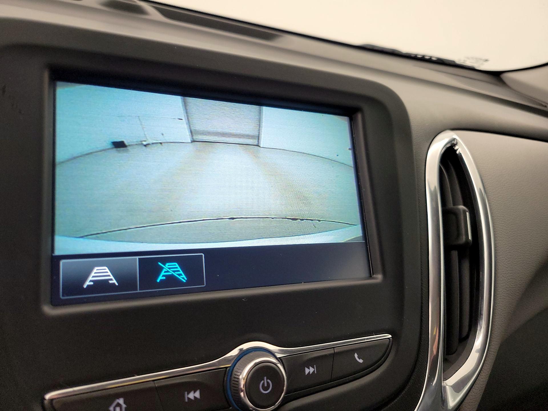 Thumbnail: 2018 Chevrolet Equinox - 14