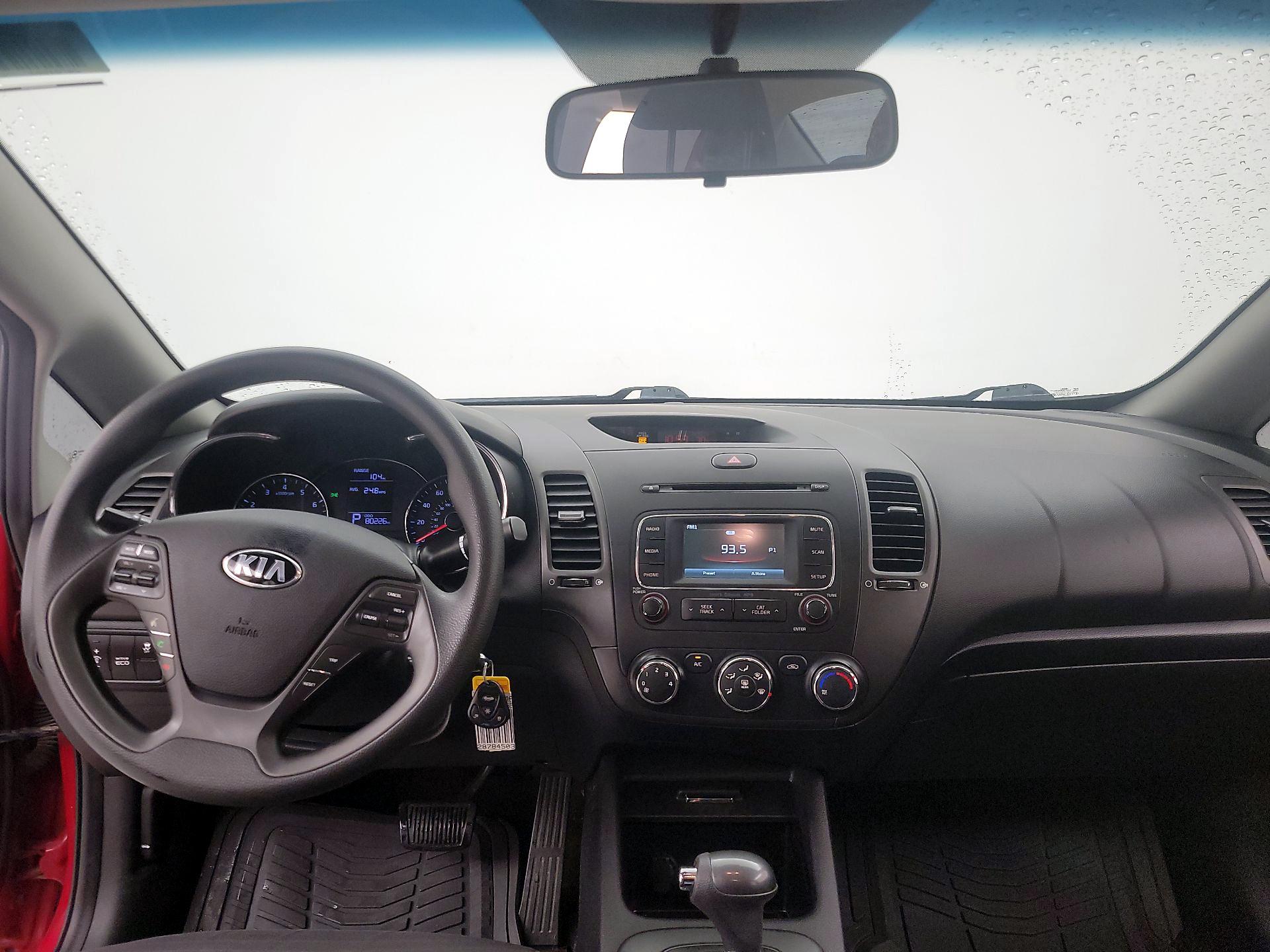 Thumbnail: 2016 Kia Forte - 9