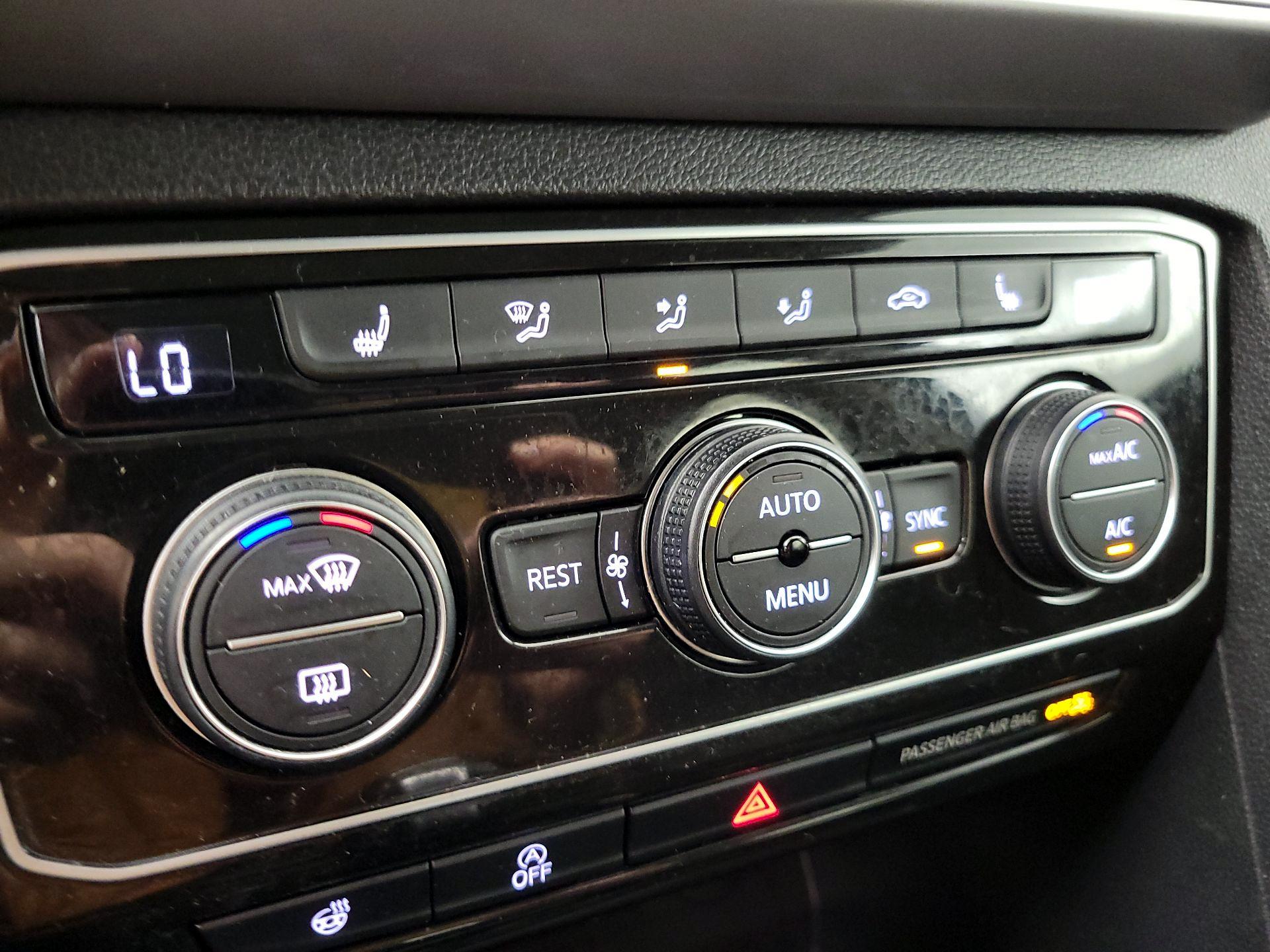 Thumbnail: 2019 Volkswagen Atlas - 15