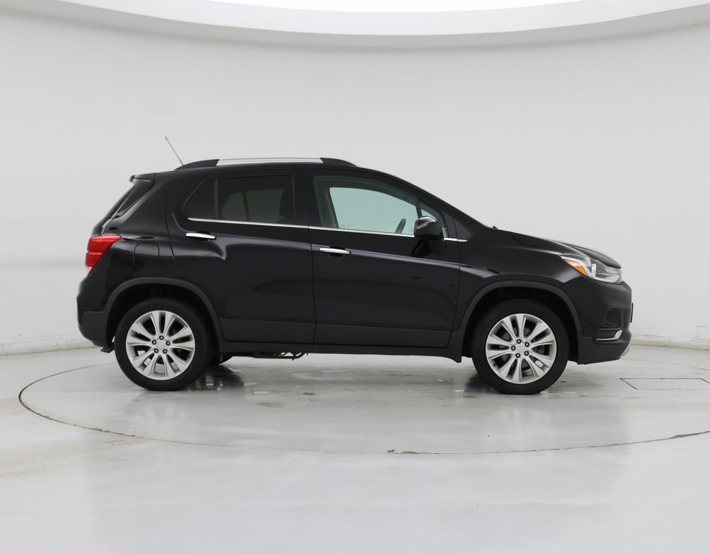 Thumbnail: 2017 Chevrolet Trax - 7