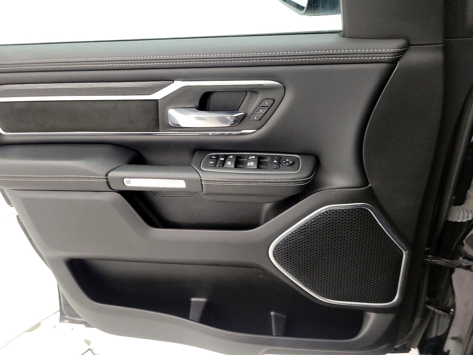 2023 RAM Ram 1500 Pickup Laramie - Photo 13