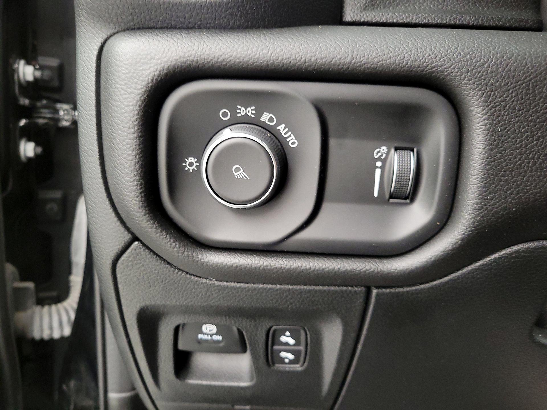Thumbnail: 2023 RAM 1500 - 13