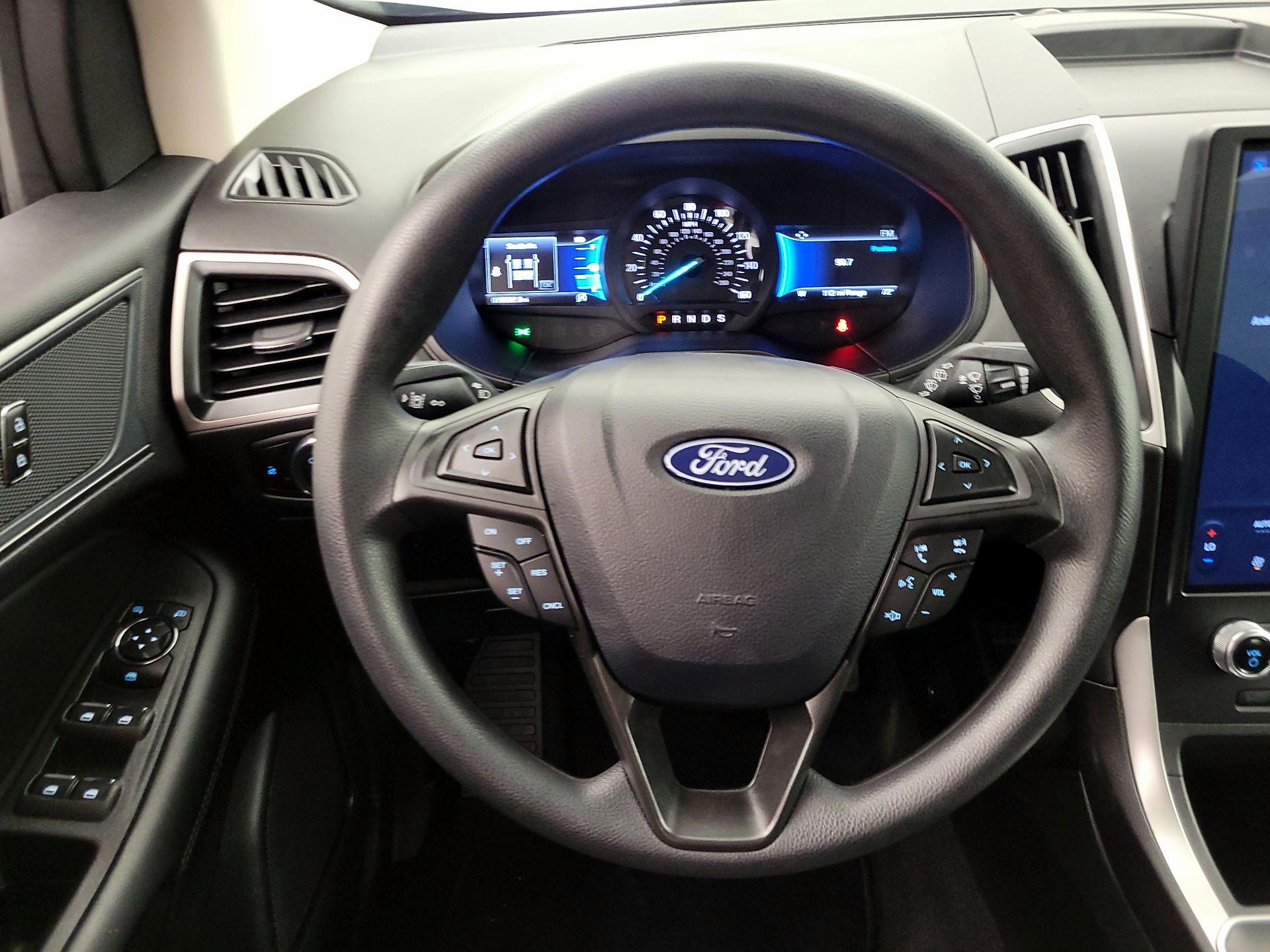 Thumbnail: 2024 Ford Edge - 10