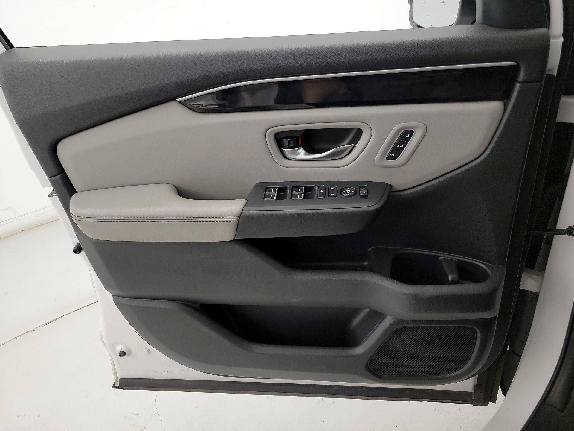 Thumbnail: 2024 Honda Pilot - 12