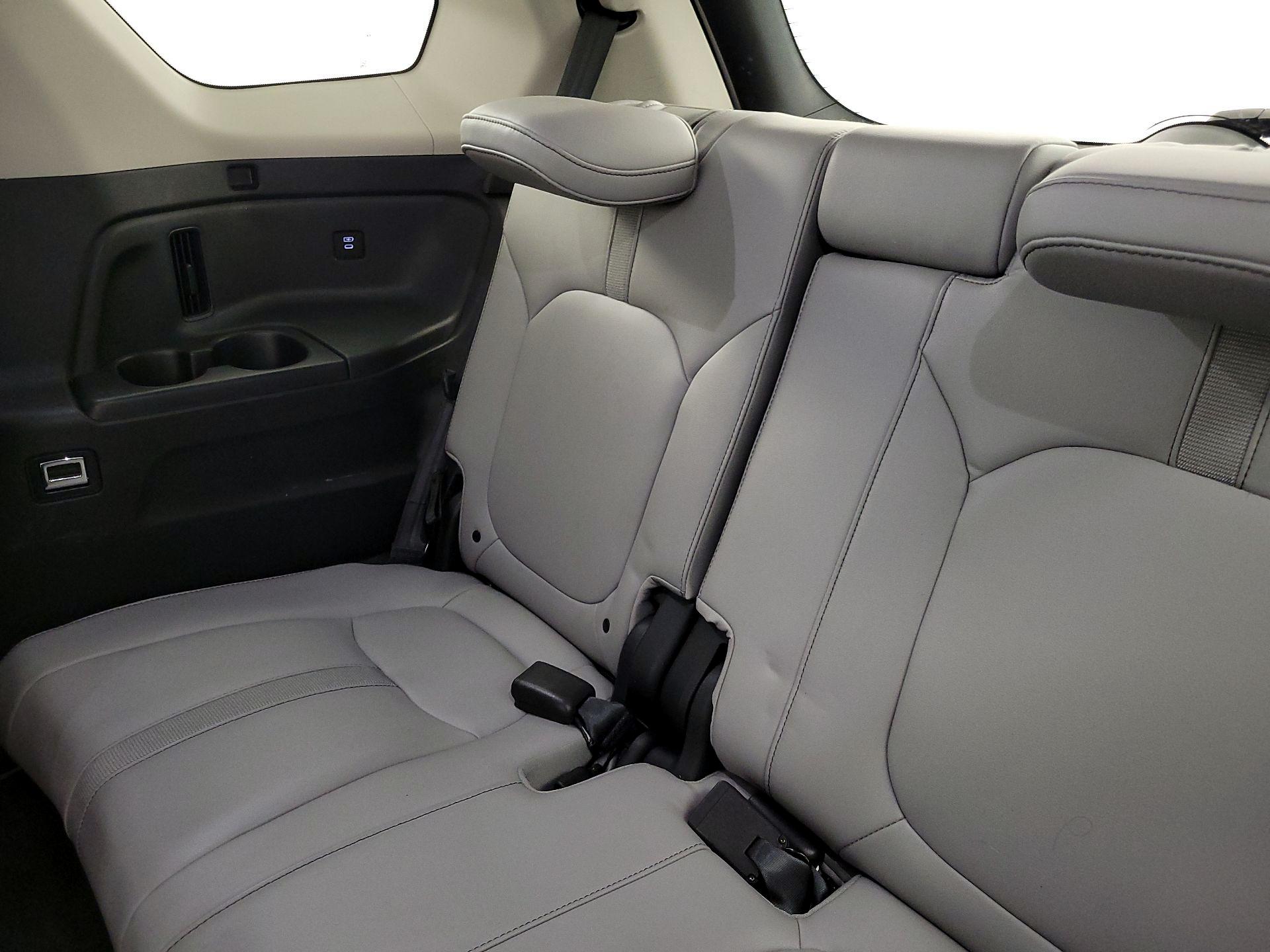 Thumbnail: 2024 Honda Pilot - 20