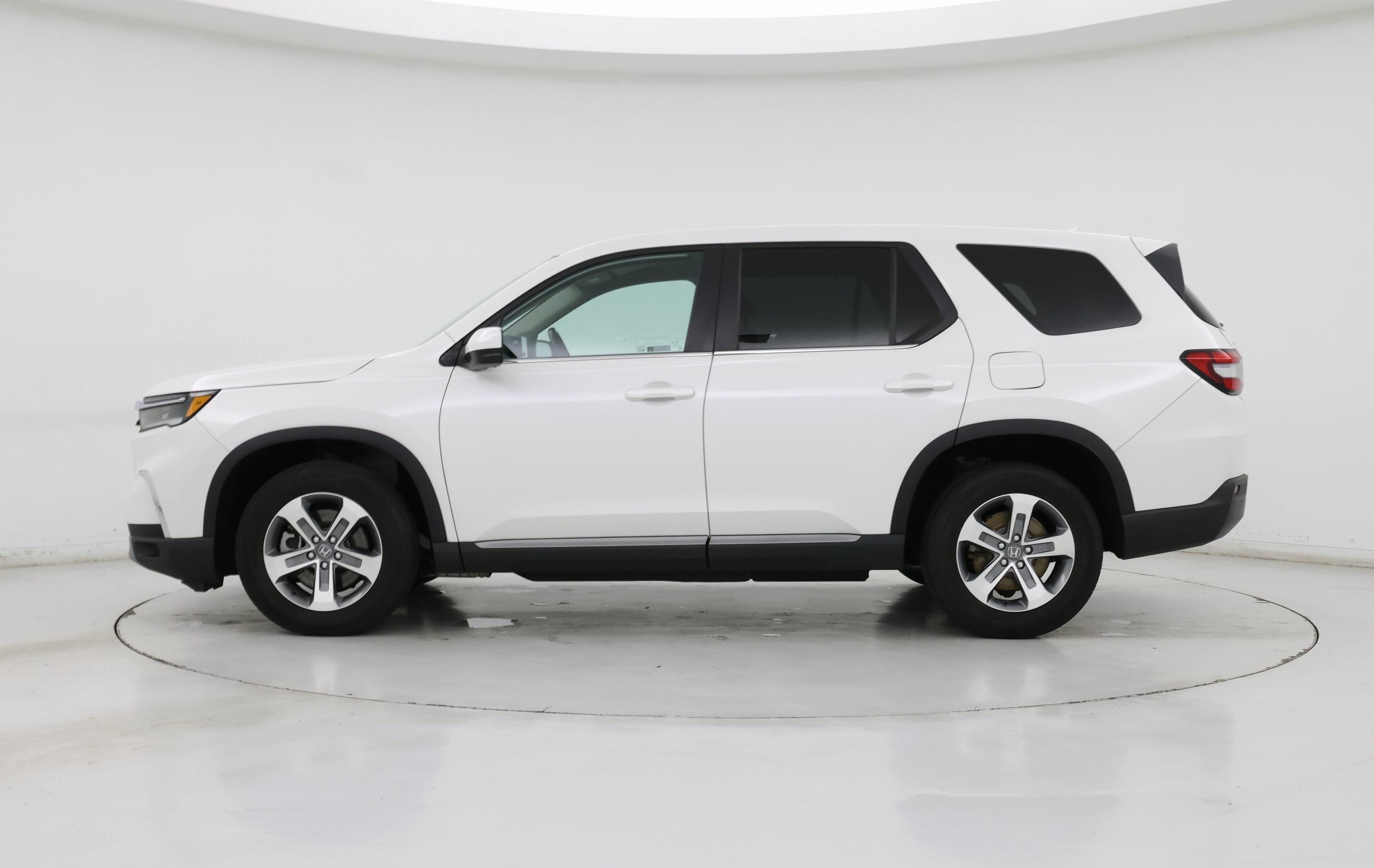 Thumbnail: 2024 Honda Pilot - 3