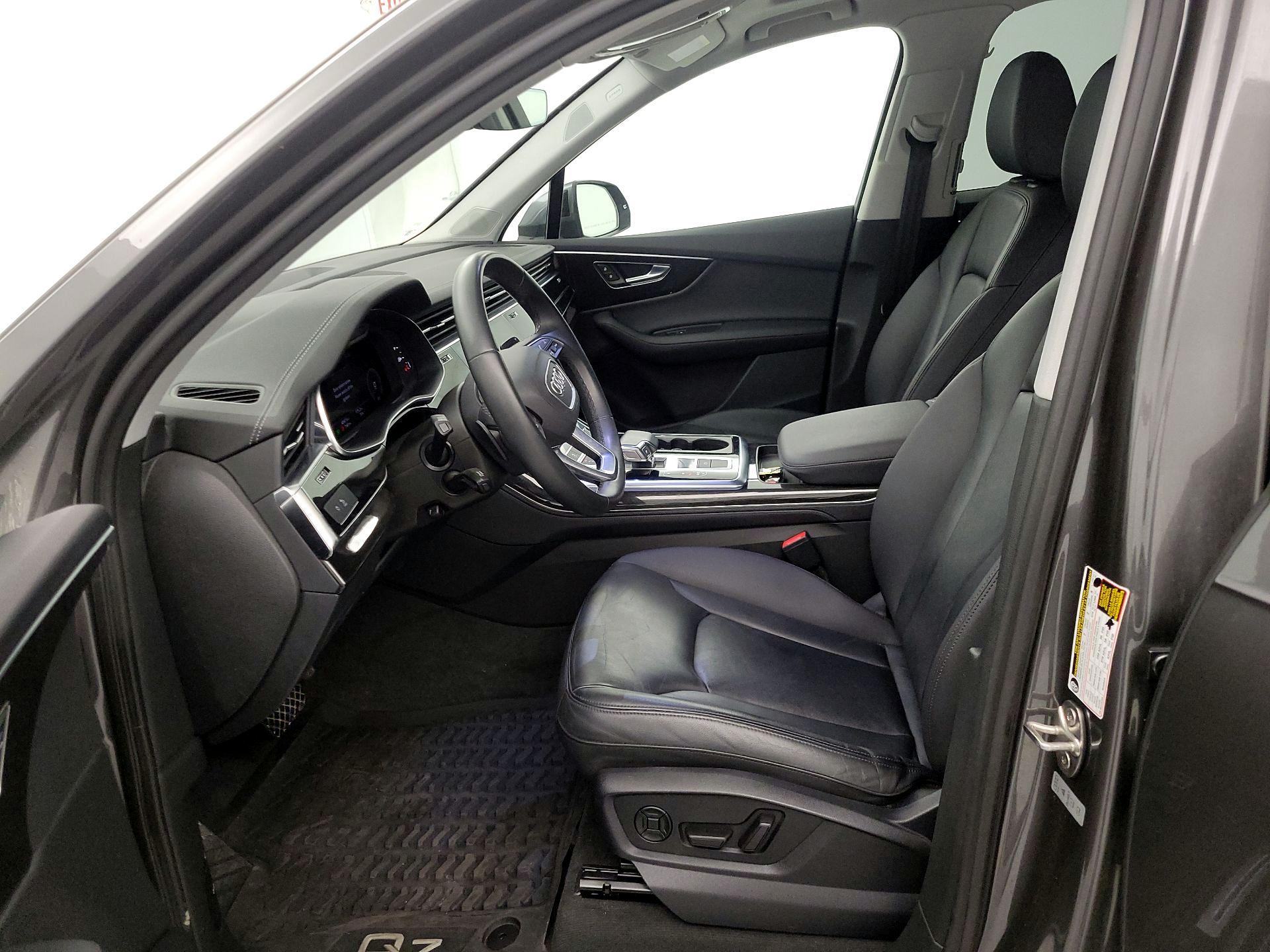 Thumbnail: 2023 Audi Q7 - 11